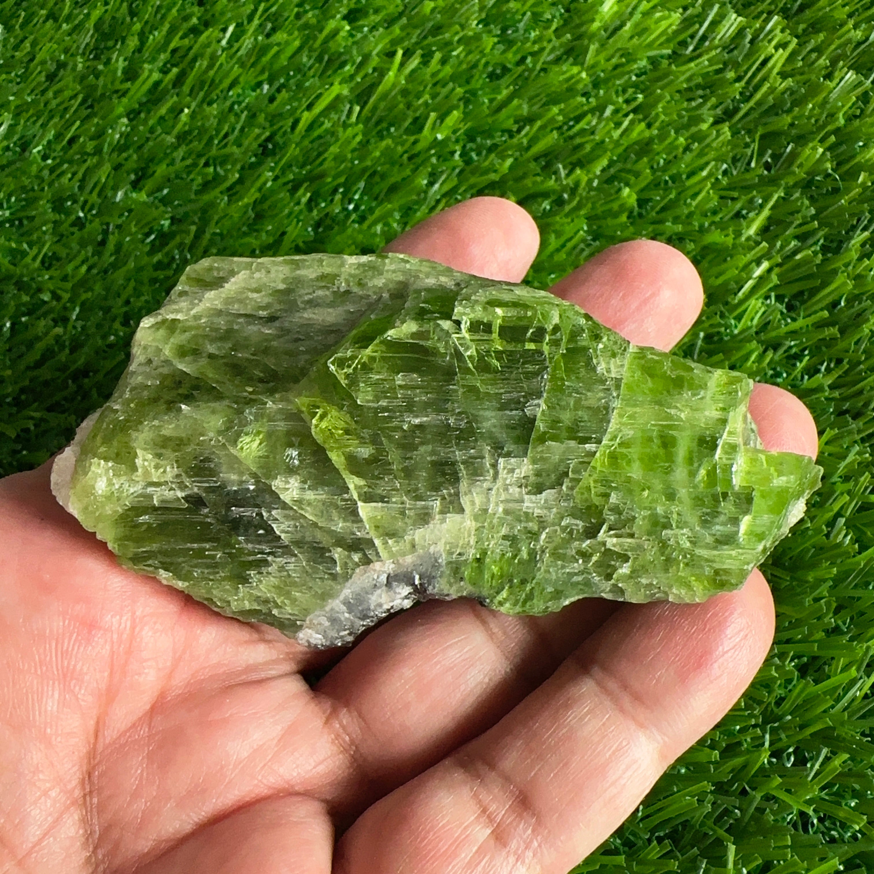 Tremolite Crystal from Merelani, 164.90gm, Rare, fully crystalized and etched from all sides, looks like multiple crystals formed together, gemmy