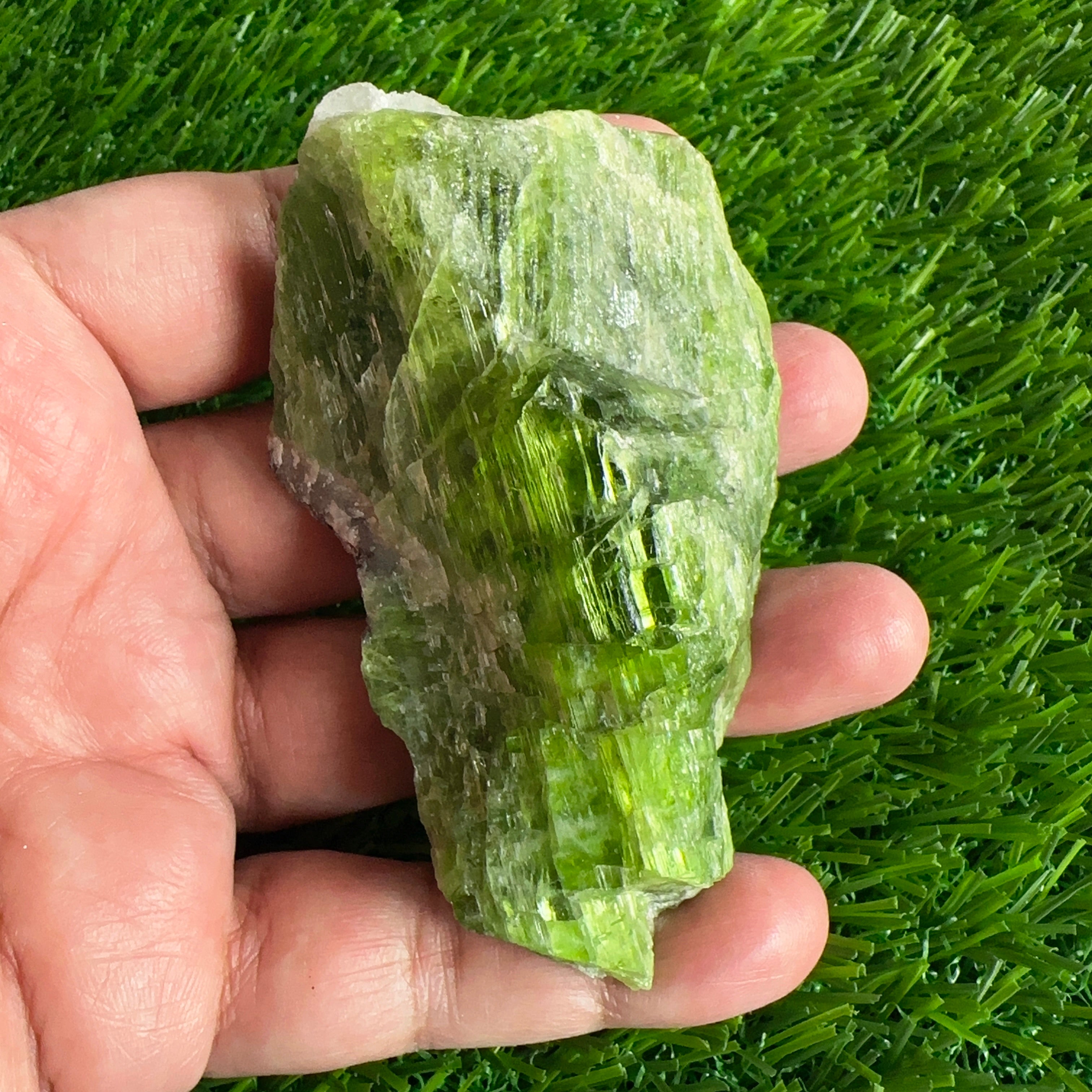 Tremolite Crystal from Merelani, 164.90gm, Rare, fully crystalized and etched from all sides, looks like multiple crystals formed together, gemmy