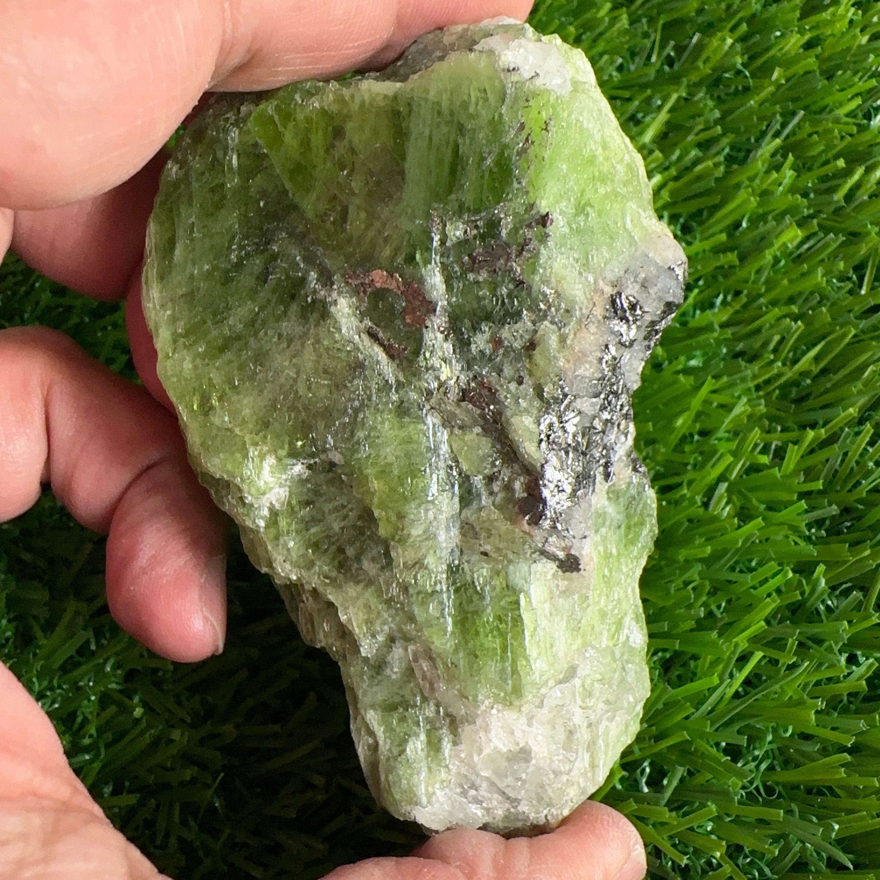 Tremolite Crystal from Merelani, 164.90gm, Rare, fully crystalized and etched from all sides, looks like multiple crystals formed together, gemmy