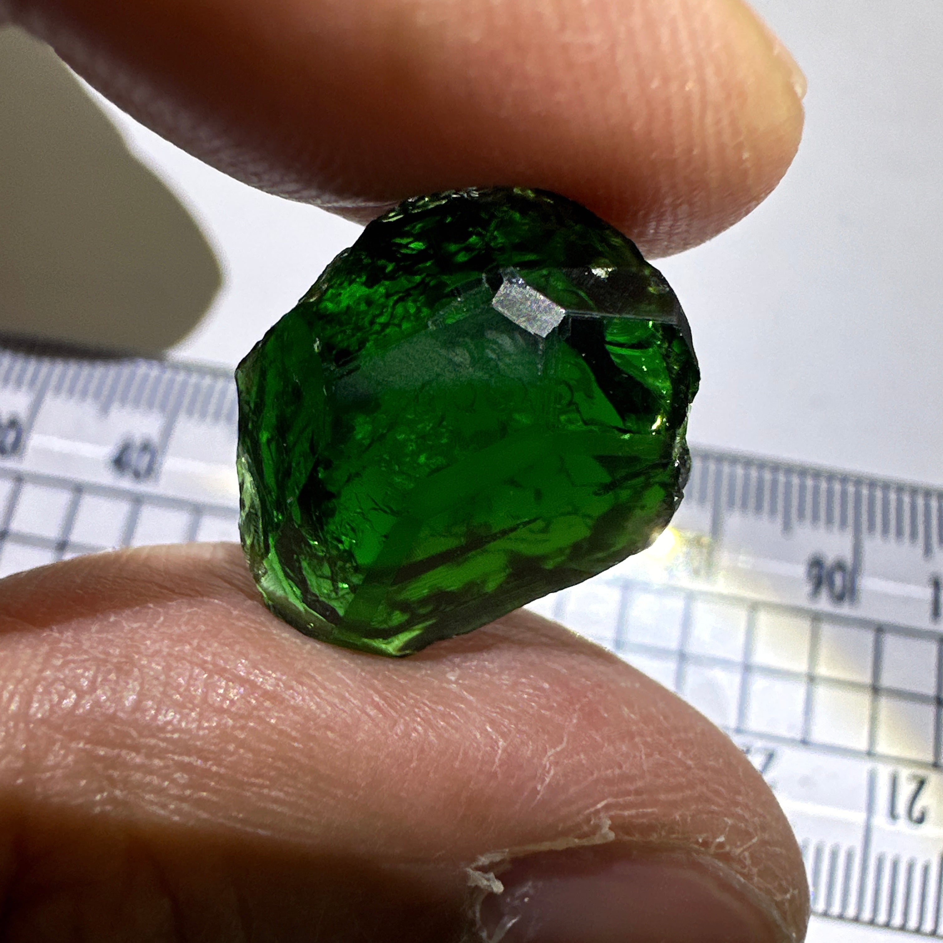 Huge Chrome Tourmaline, 14.90ct, Tanzania, Untreated Unheated, VVS-IF with one spot, I have circled the spot in red on one of the pictures, stone is dark and shown in different lights