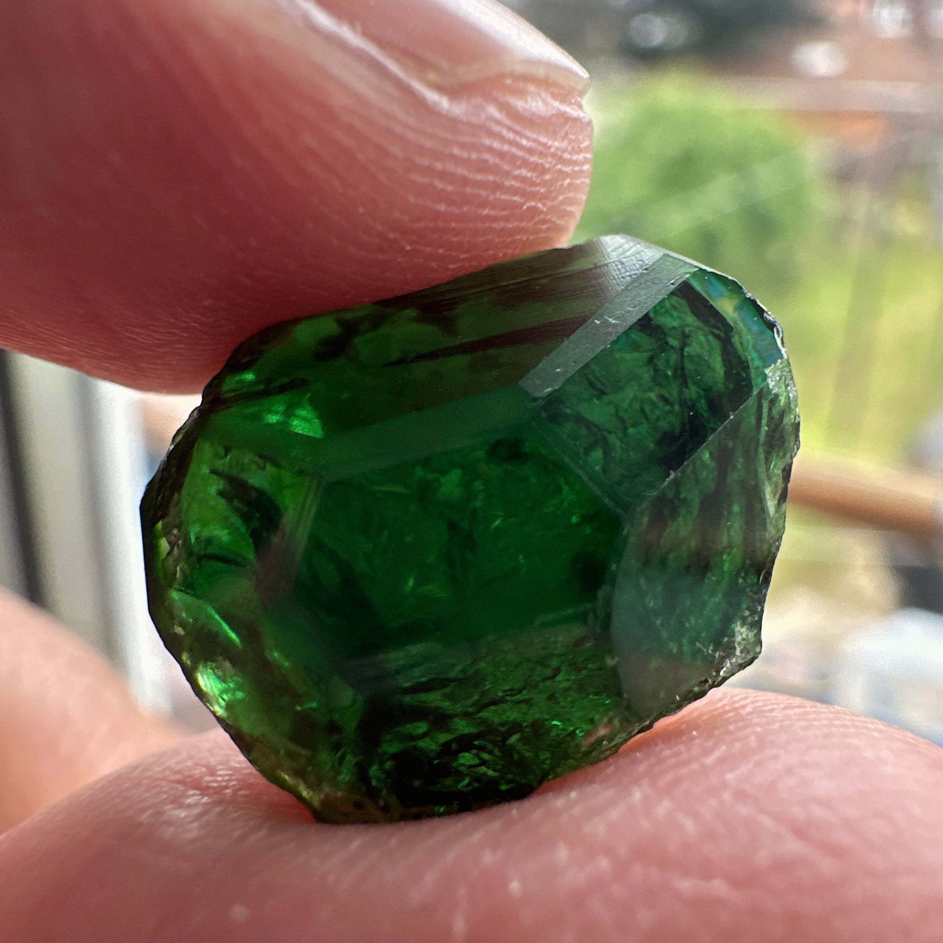 Huge Chrome Tourmaline, 14.90ct, Tanzania, Untreated Unheated, VVS-IF with one spot, I have circled the spot in red on one of the pictures, stone is dark and shown in different lights