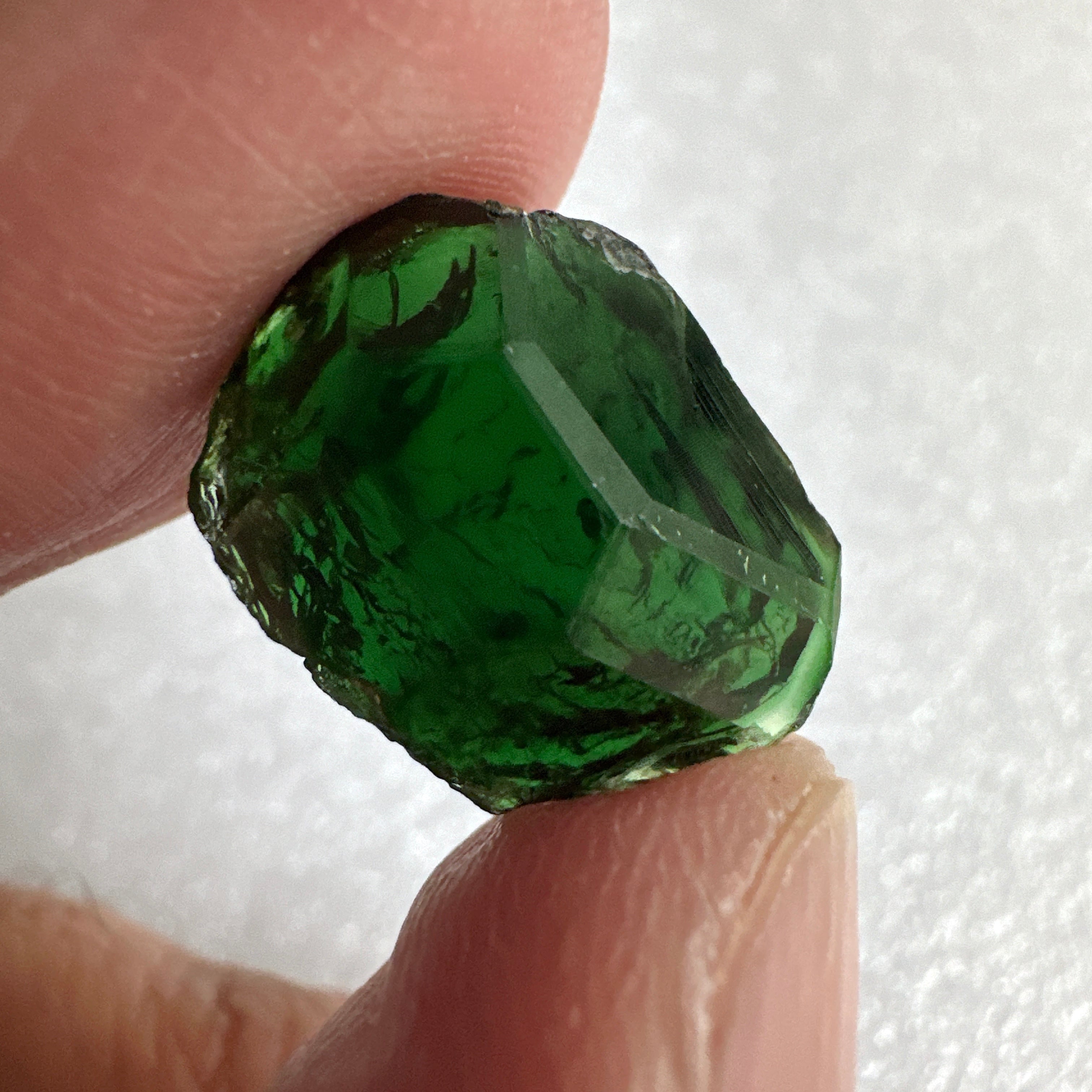 Huge Chrome Tourmaline, 14.90ct, Tanzania, Untreated Unheated, VVS-IF with one spot, I have circled the spot in red on one of the pictures, stone is dark and shown in different lights