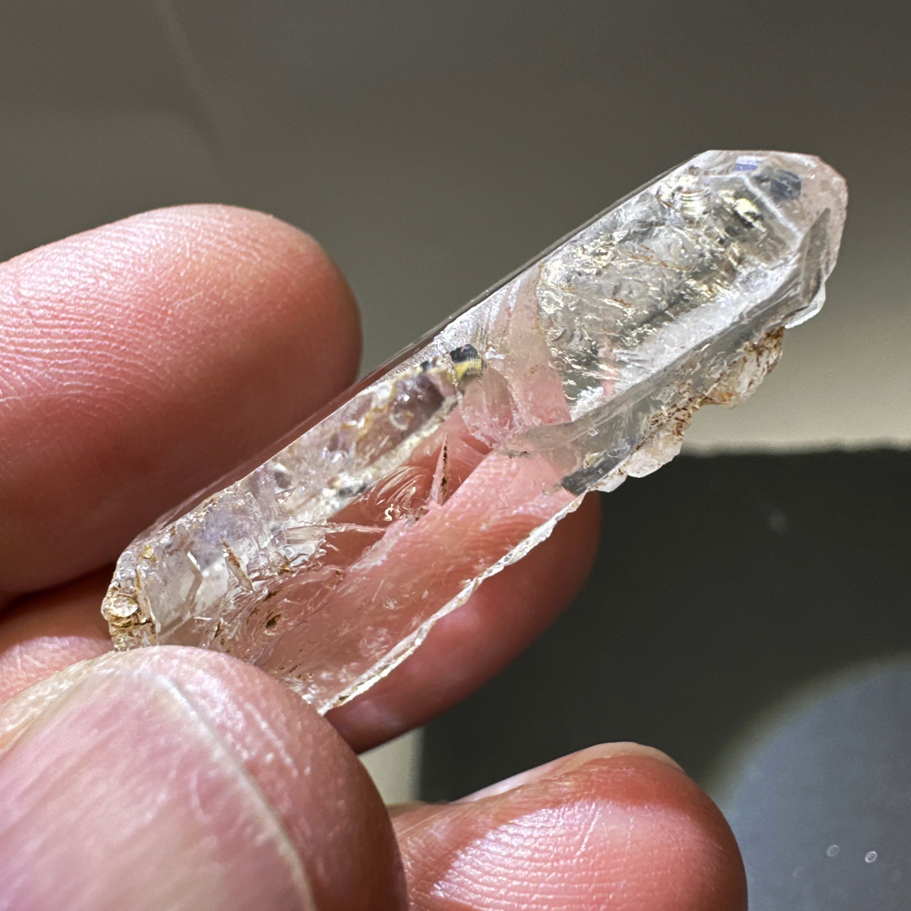 Mondo Quartz Crystal, 6gm, Tanzania