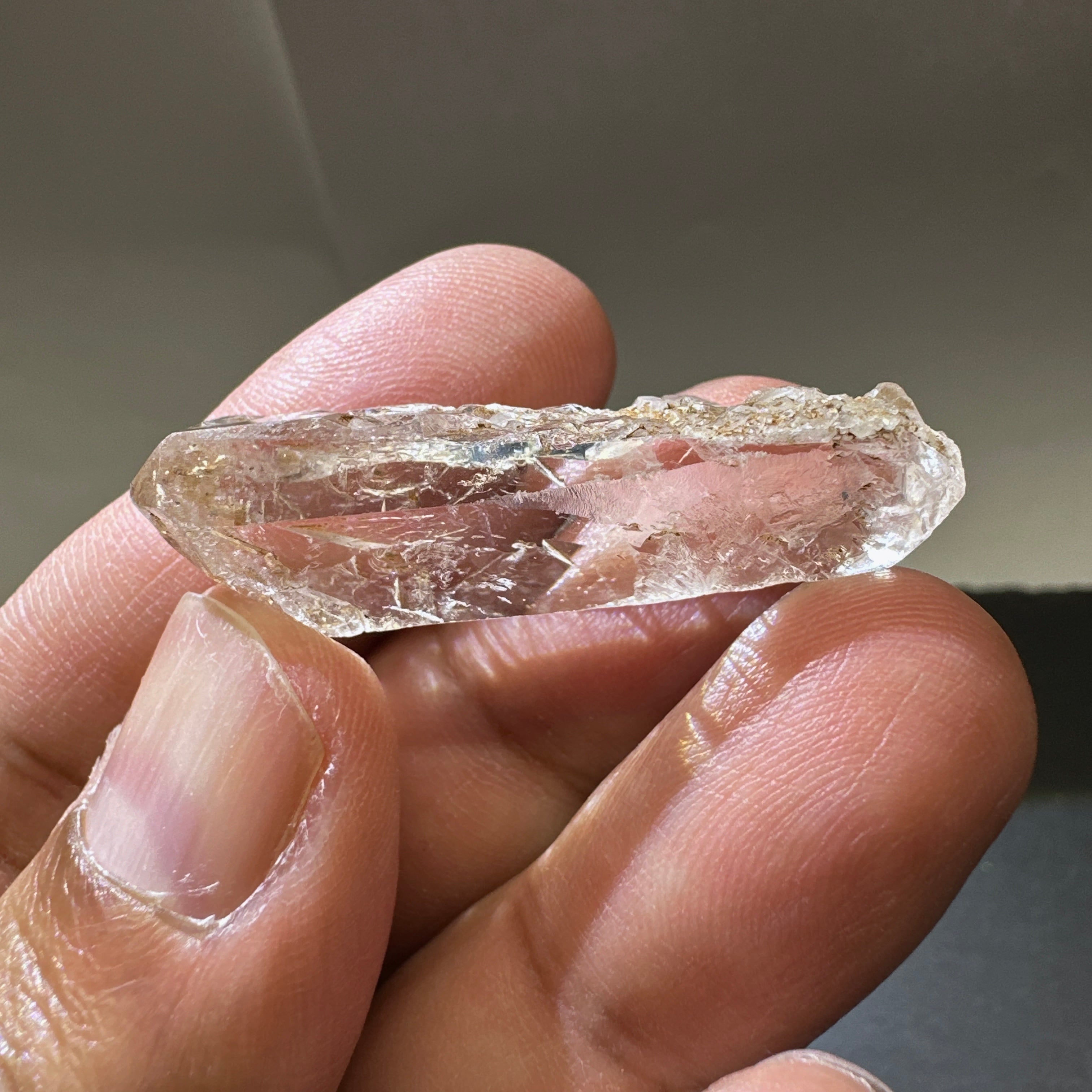 Mondo Quartz Crystal, 6gm, Tanzania