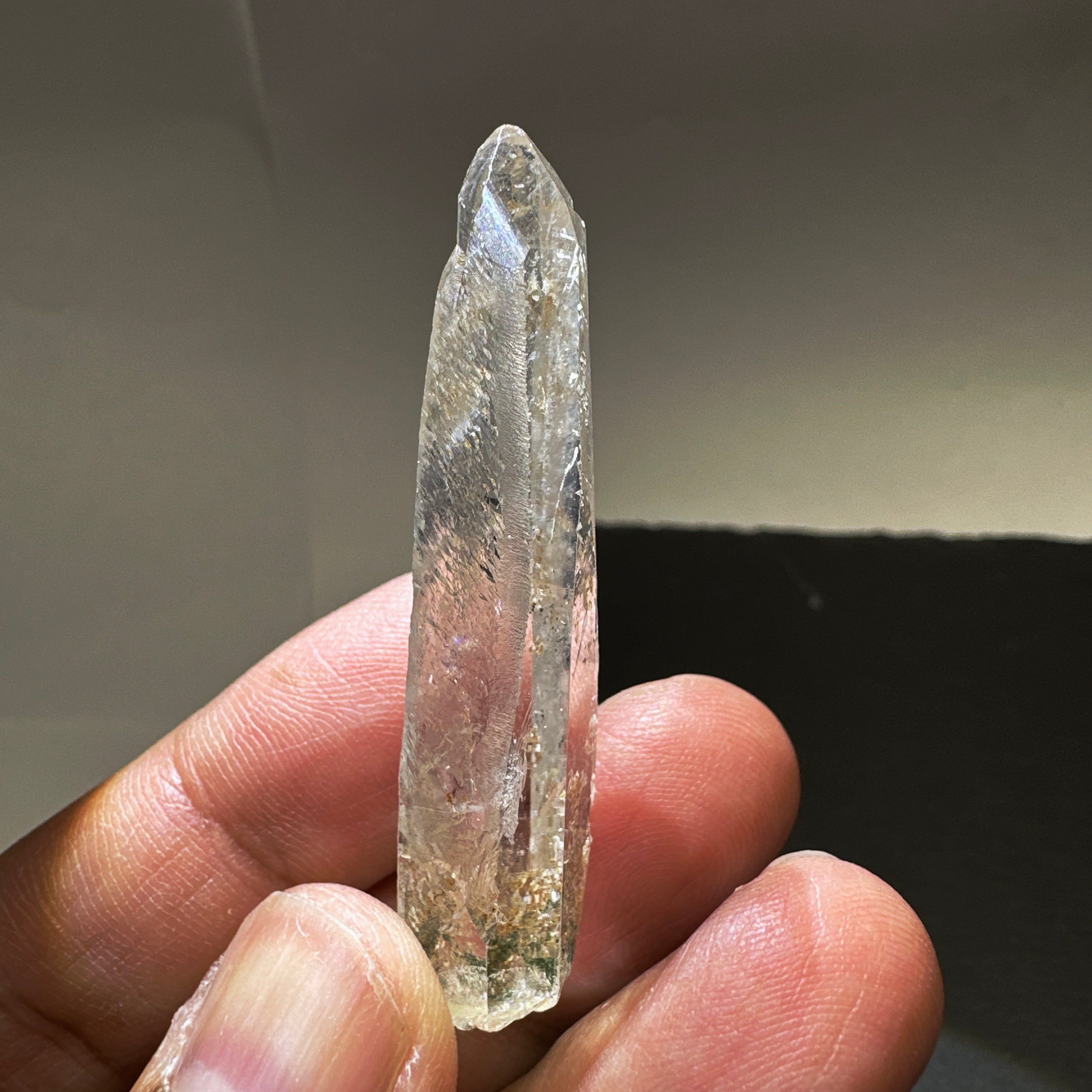 Mondo Quartz Crystal, 10gm, Tanzania