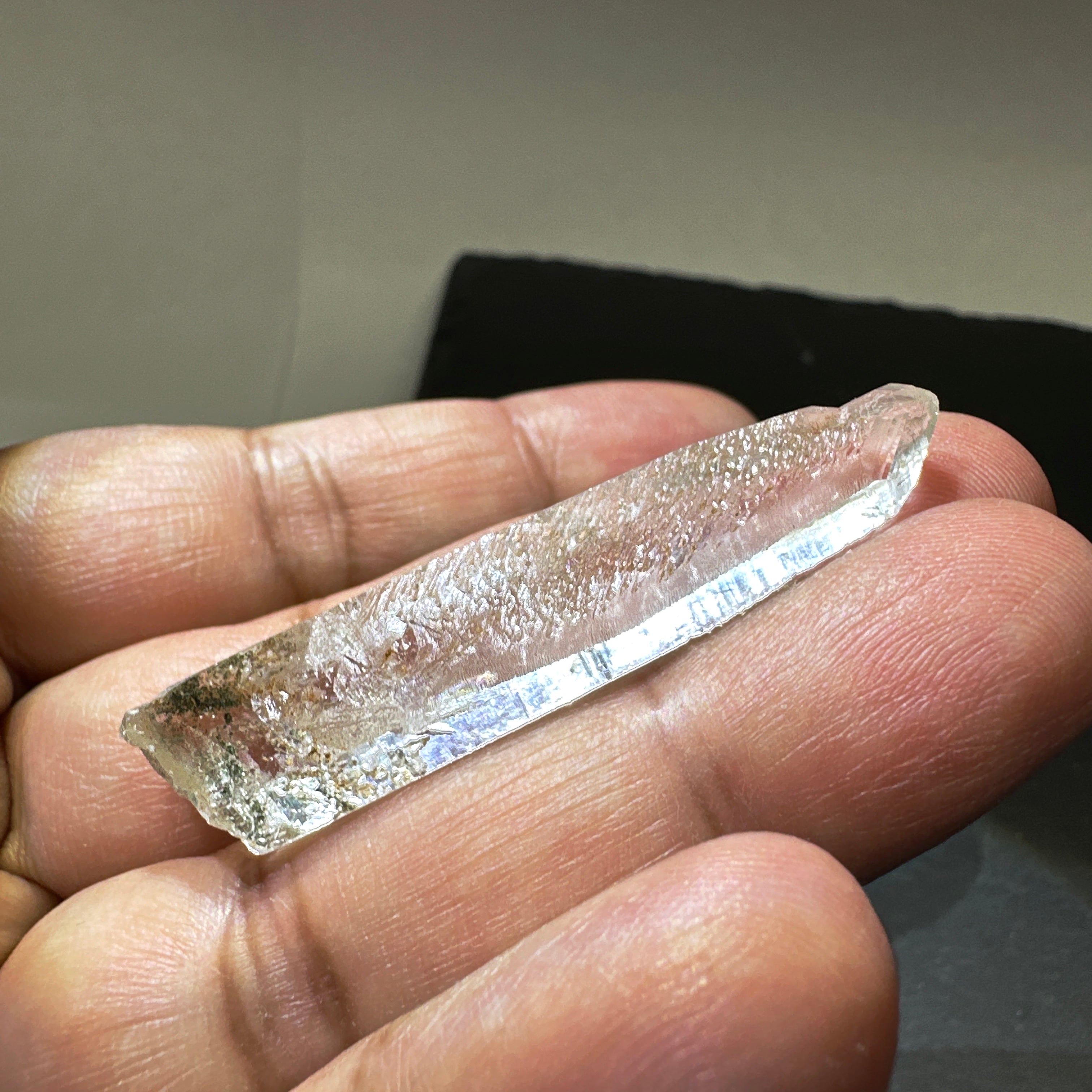 Mondo Quartz Crystal, 10gm, Tanzania