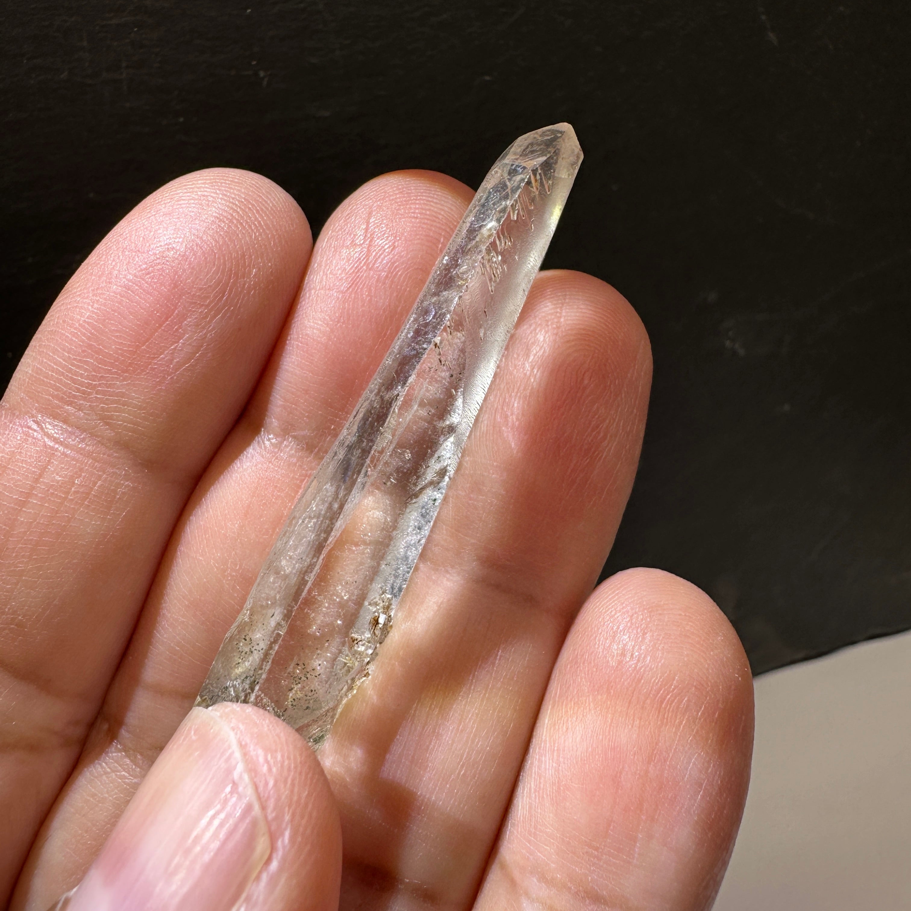 Mondo Quartz Crystal, 10gm, Tanzania