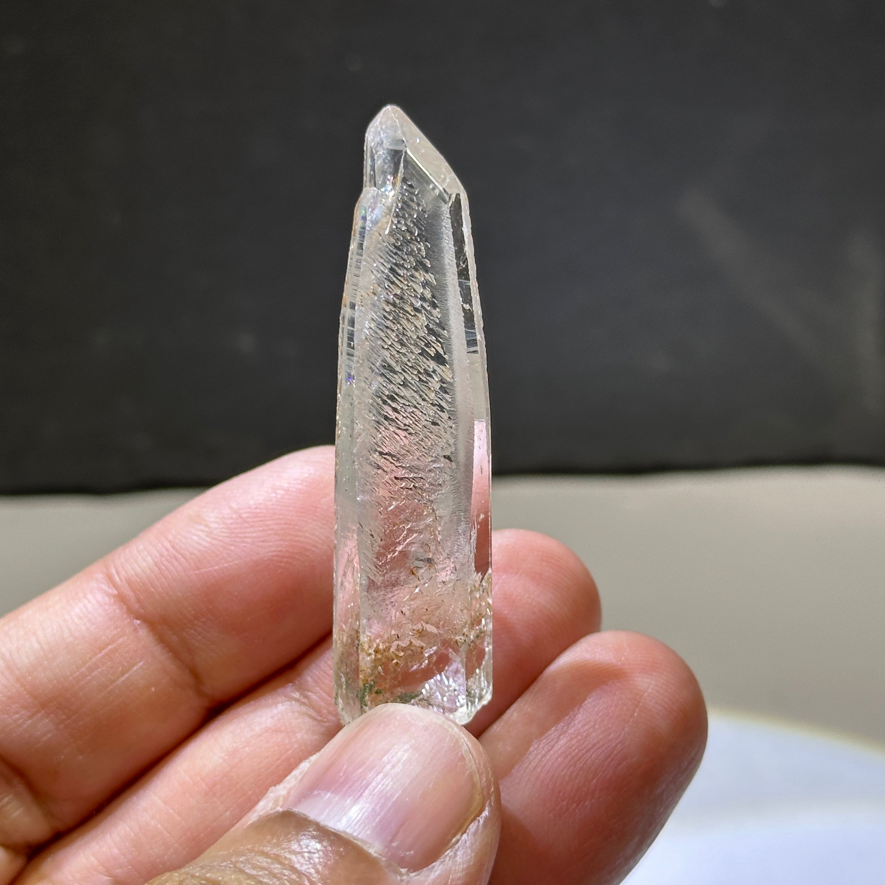 Mondo Quartz Crystal, 10gm, Tanzania