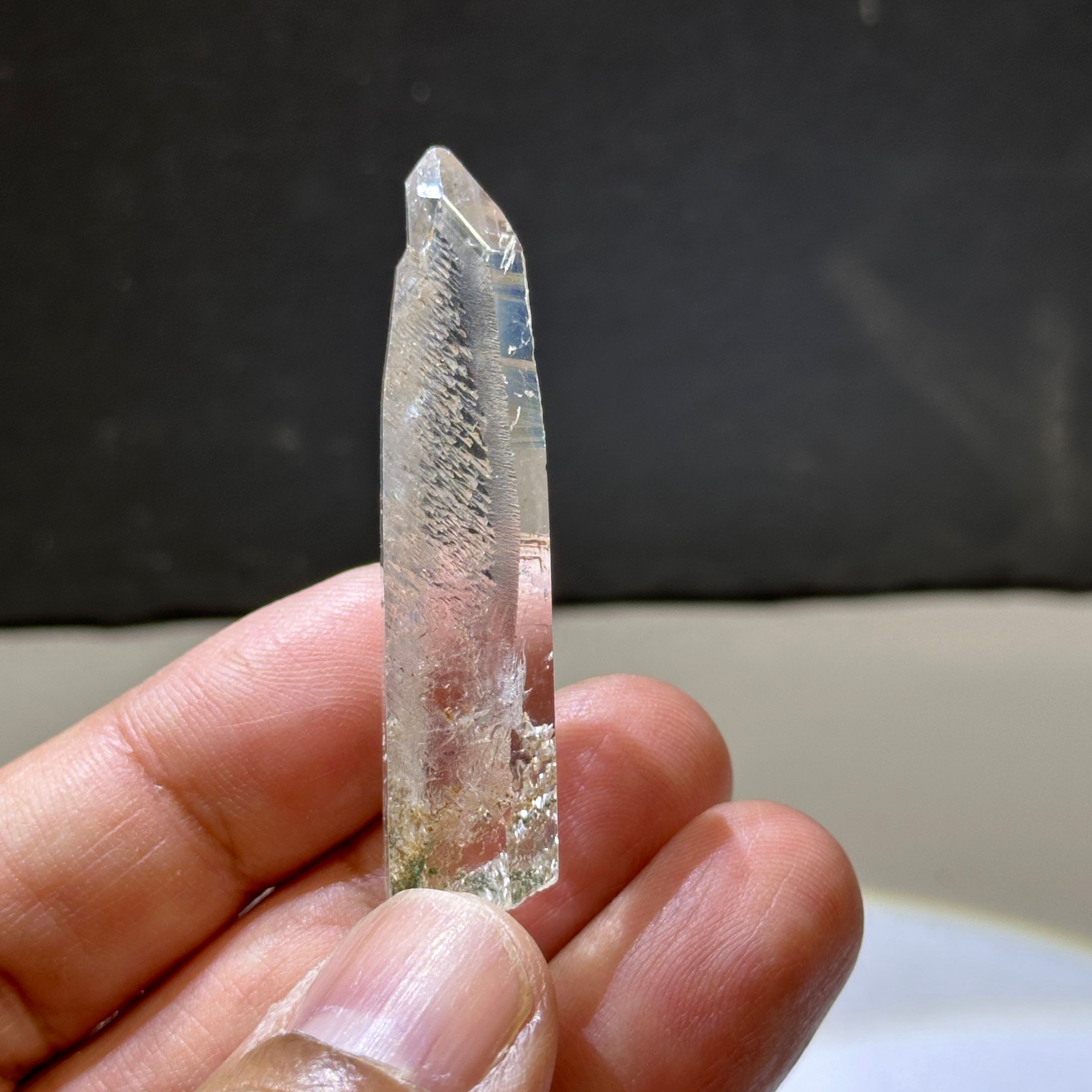 Mondo Quartz Crystal, 10gm, Tanzania