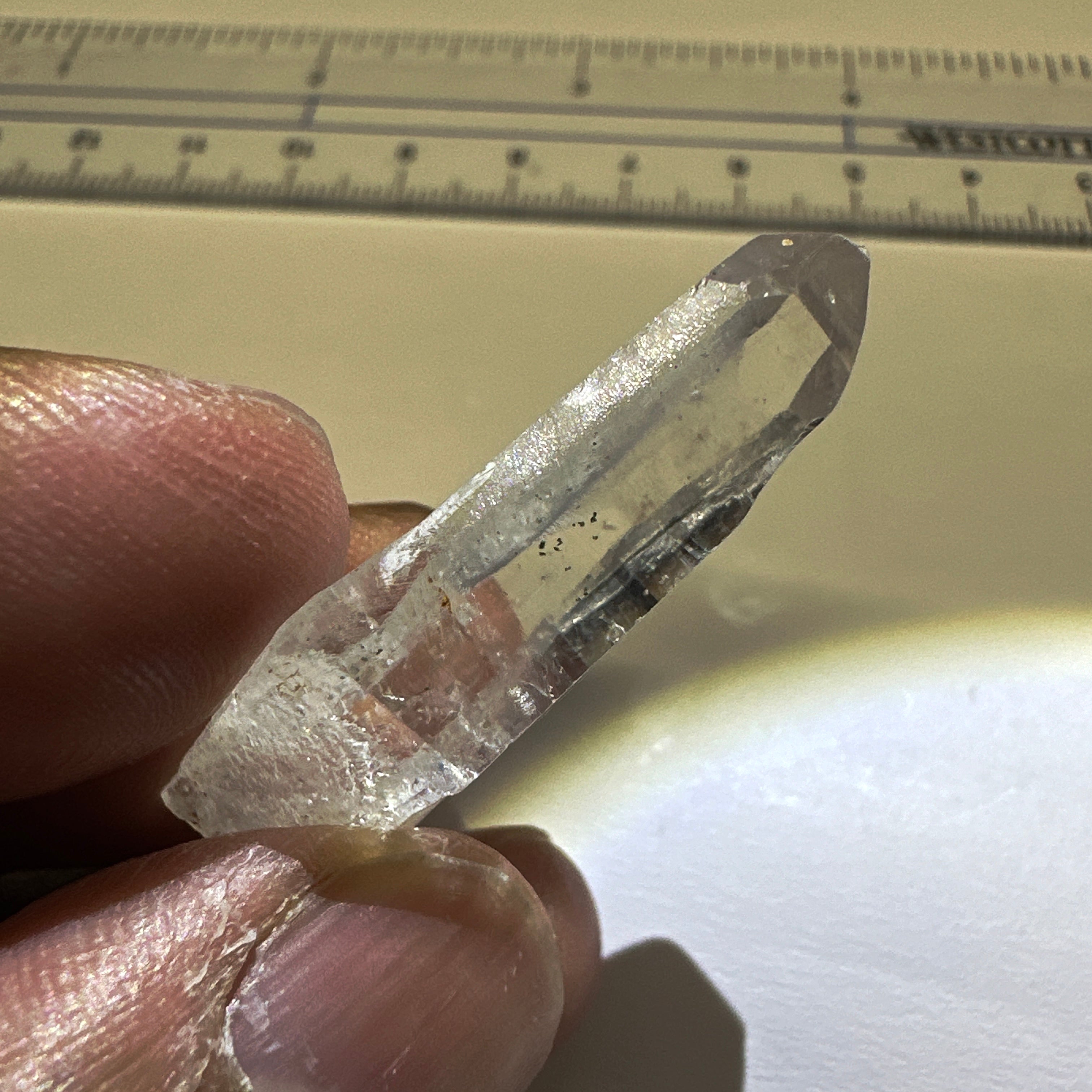 Mondo Quartz Crystal, 7gm, Tanzania