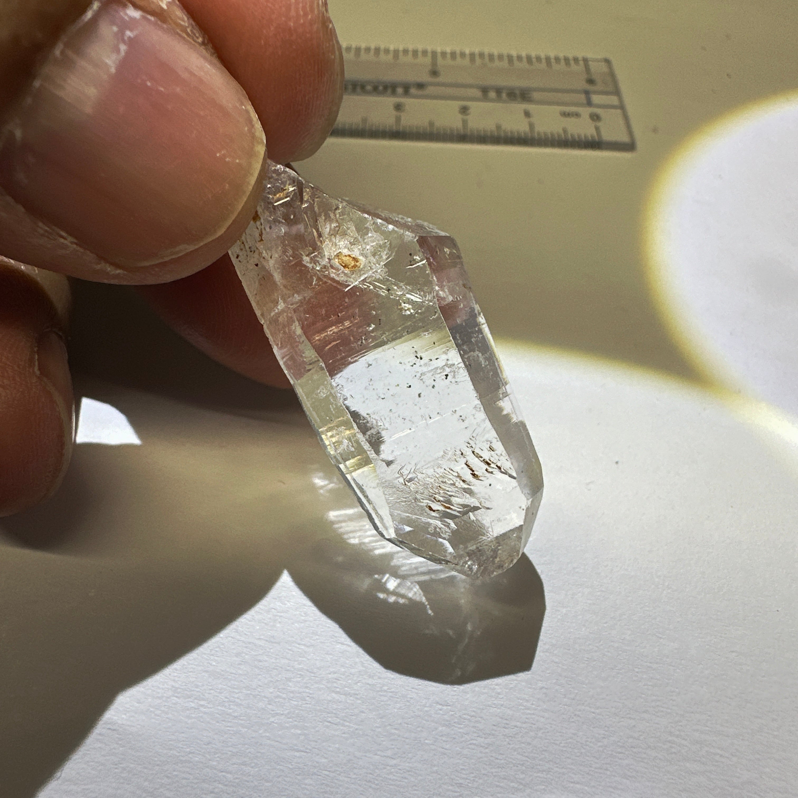 Mondo Quartz Crystal, 7gm, Tanzania