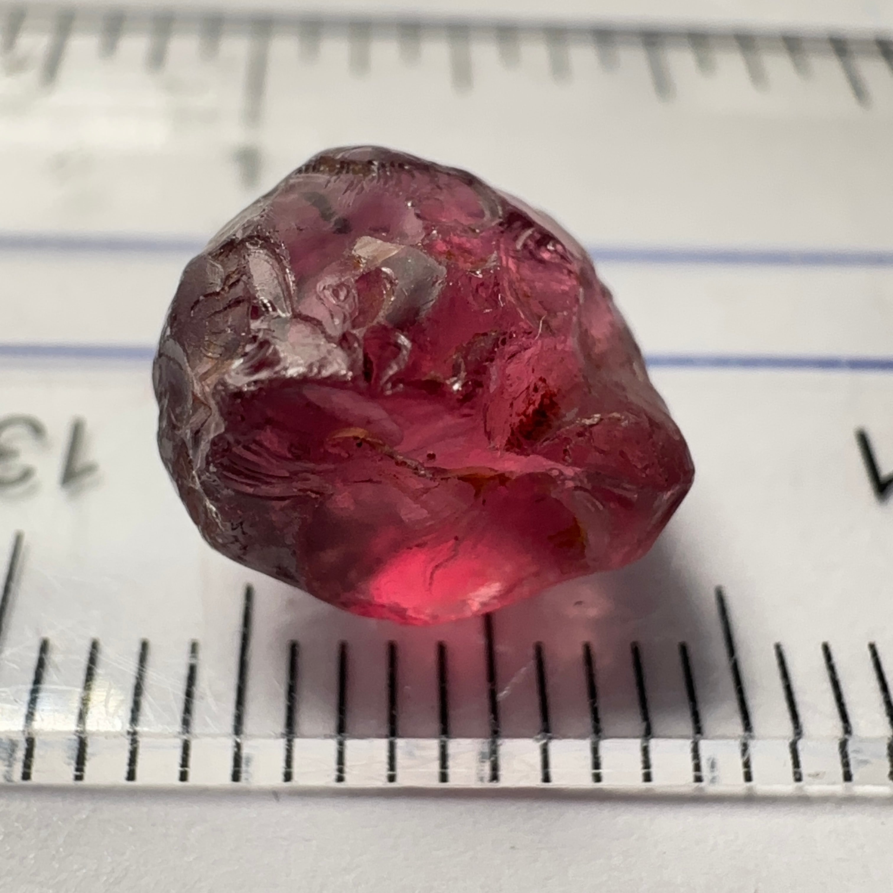 Rhodolite Garnet Colour Shifting, 6.06ct, Umba, Tanzania, Untreated Untreated. VVS with very slight silk on the outside