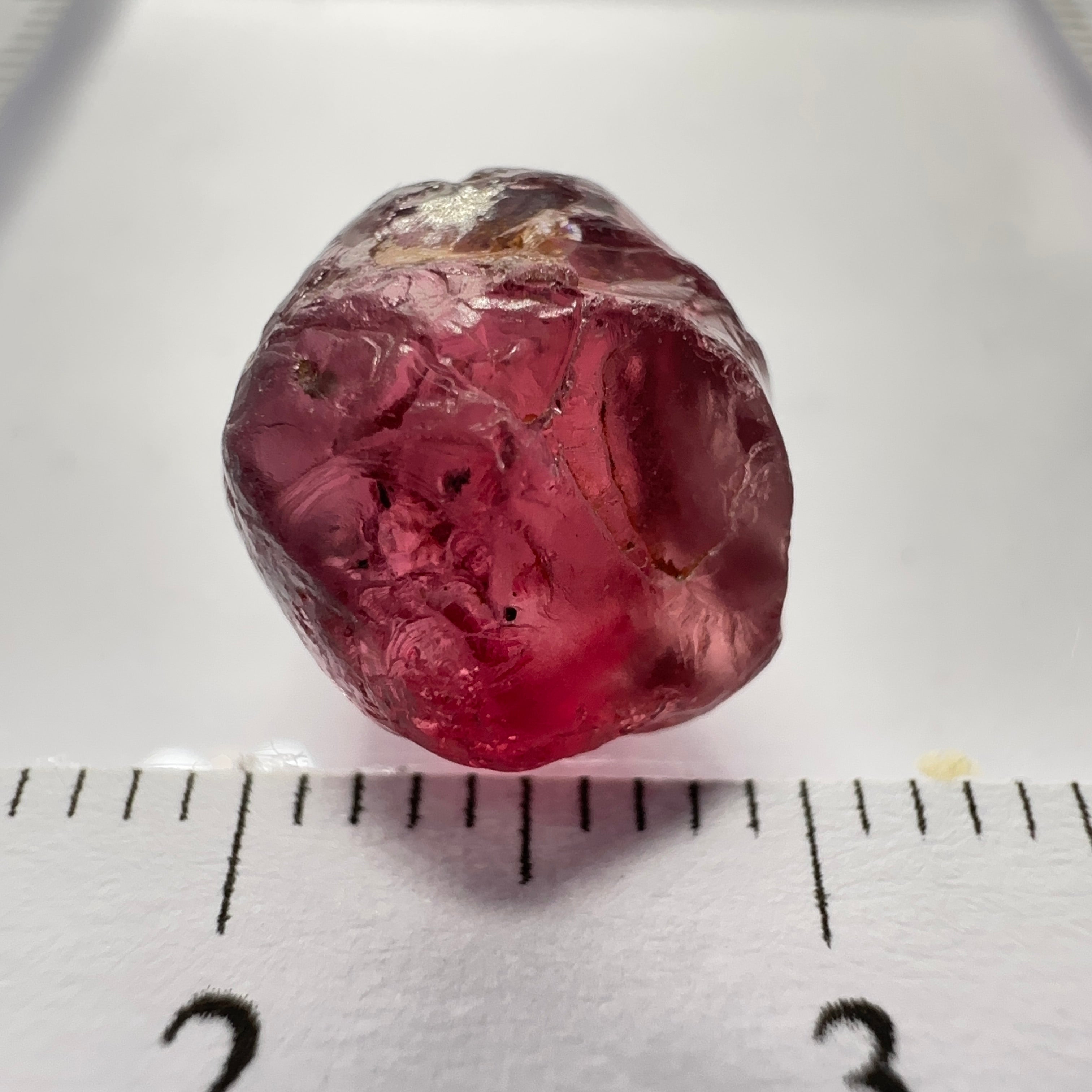 Rhodolite Garnet Colour Shifting, 6.06ct, Umba, Tanzania, Untreated Untreated. VVS with very slight silk on the outside