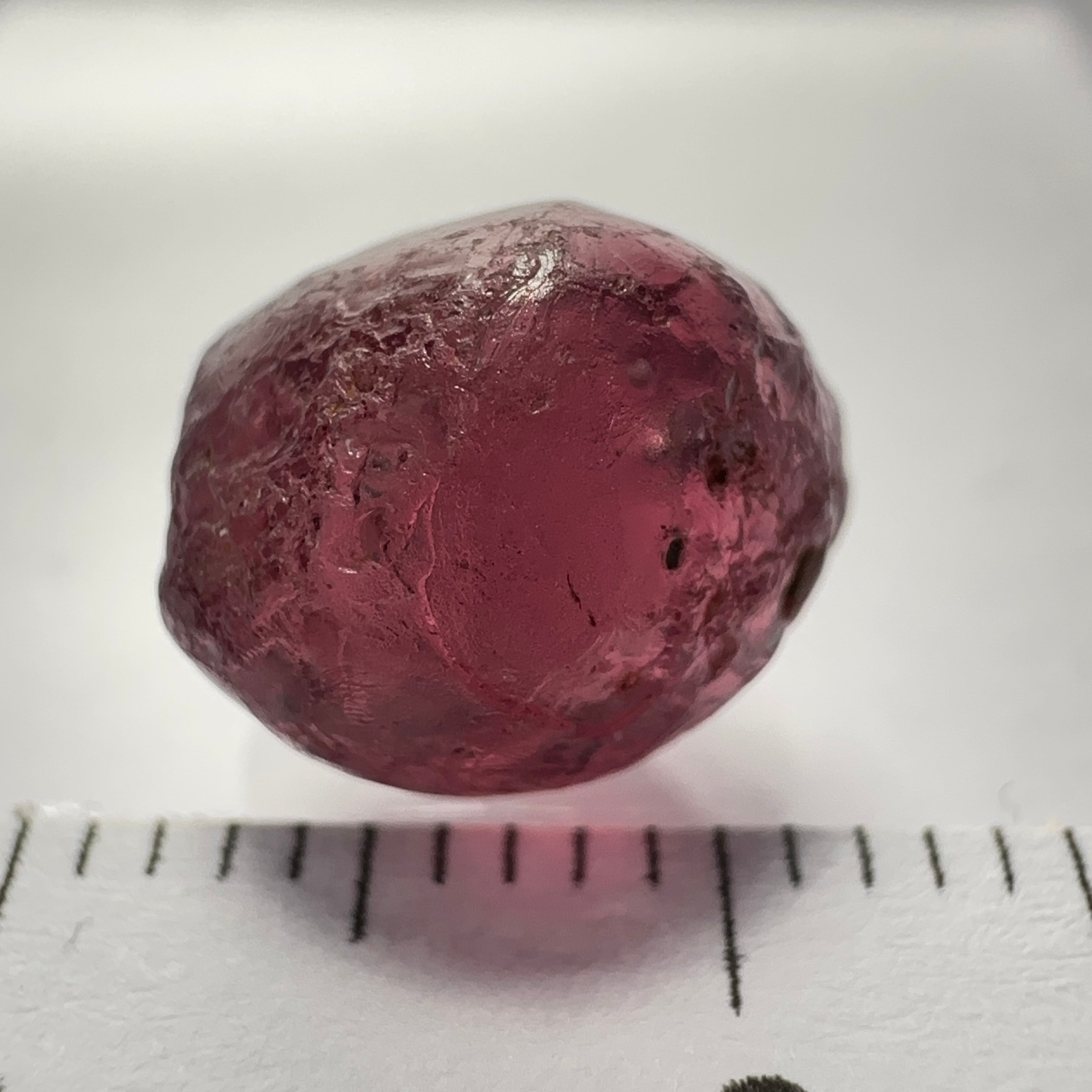 Rhodolite Garnet Colour Shifting, 5.40ct, Umba, Tanzania, Untreated Untreated. si