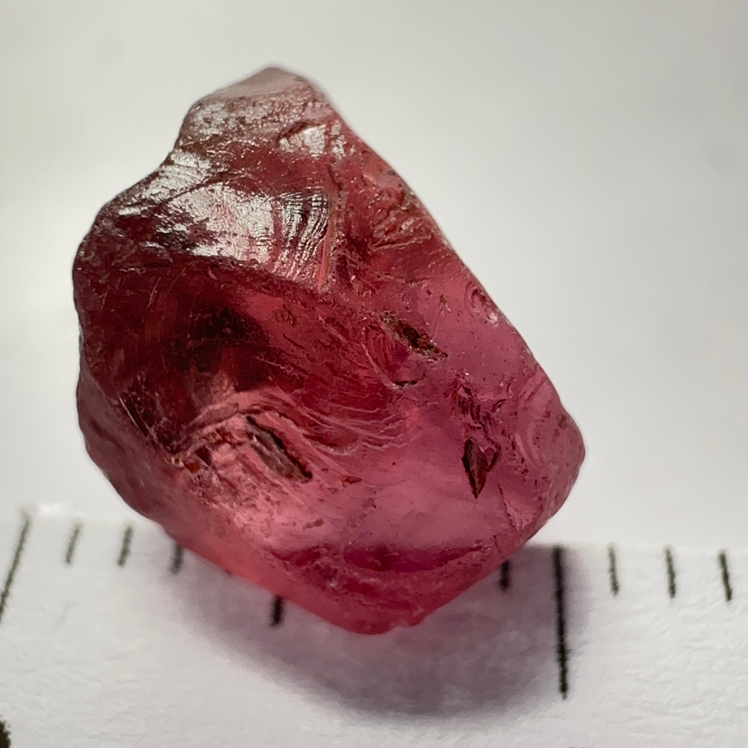 Rhodolite Garnet Colour Shifting, 4.01ct, Umba, Tanzania, Untreated Untreated. Si