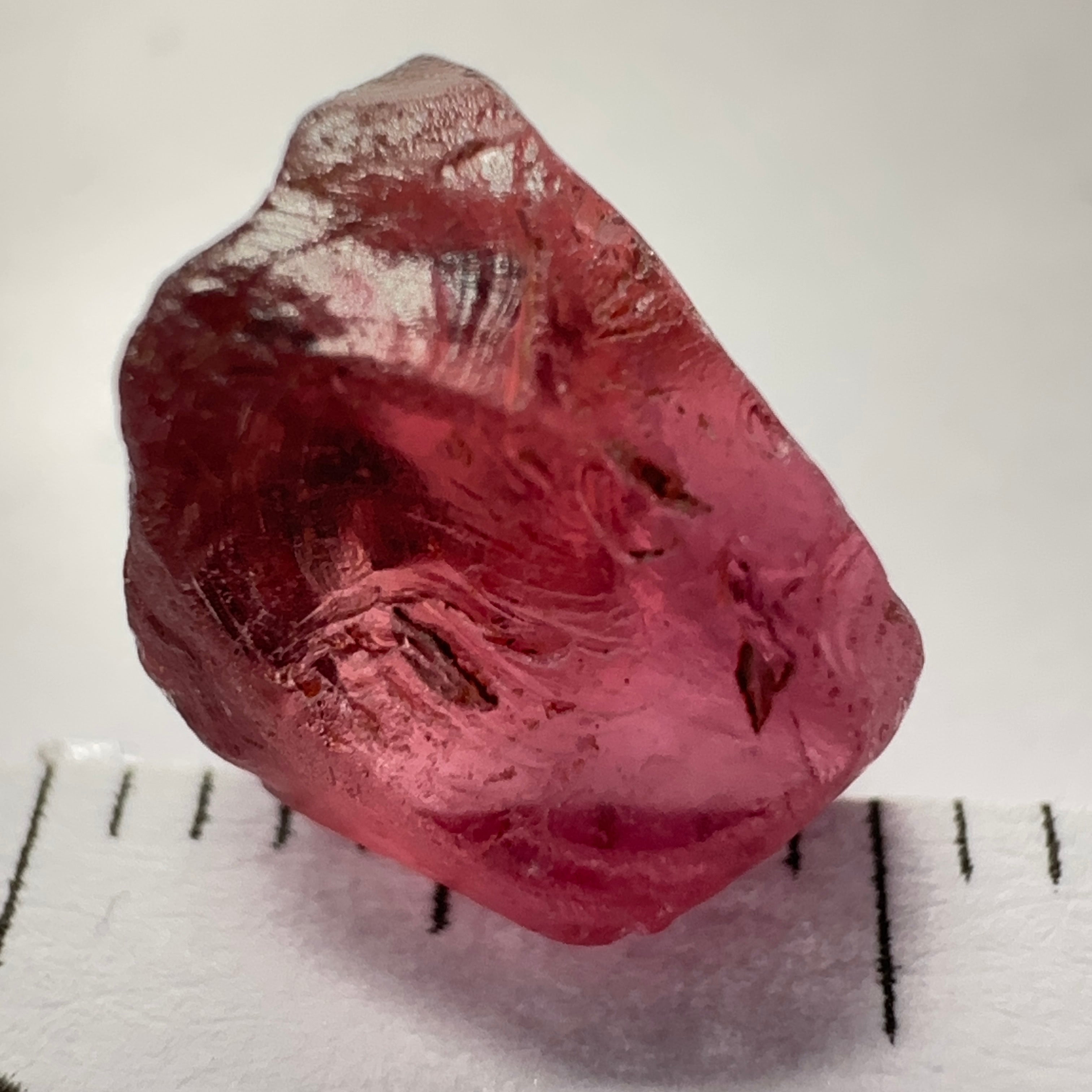 Rhodolite Garnet Colour Shifting, 4.01ct, Umba, Tanzania, Untreated Untreated. Si