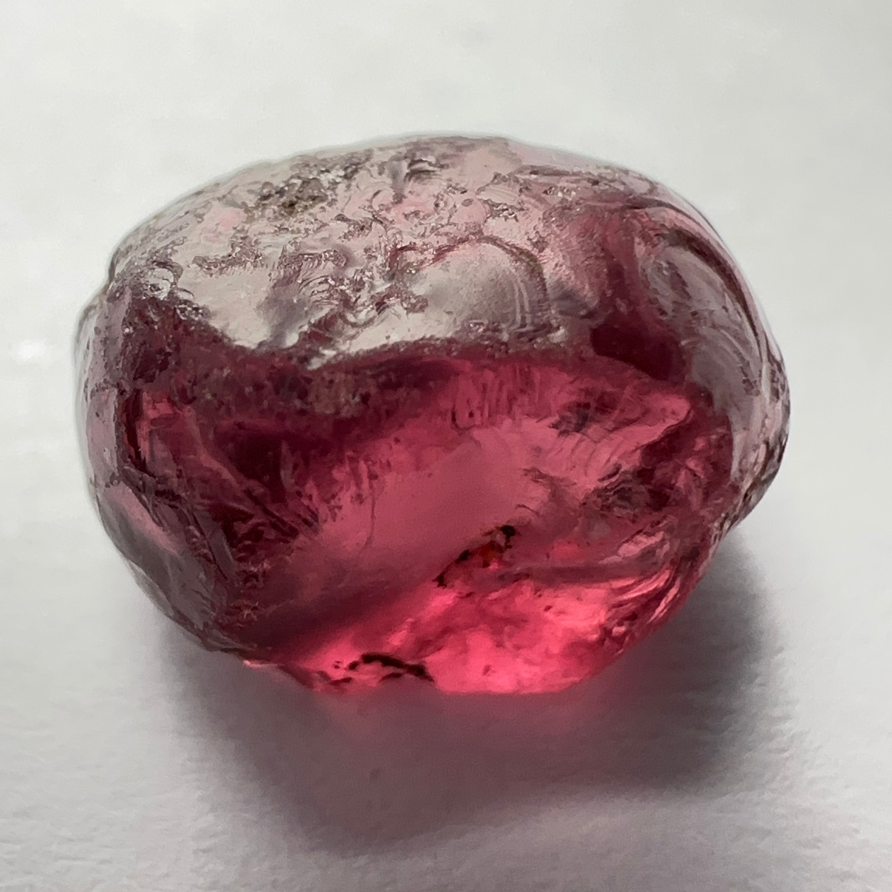 Rhodolite Garnet Colour Shifting, 6.23ct, Umba, Tanzania, Untreated Untreated. Slight silky on one side, rest vs-vvs