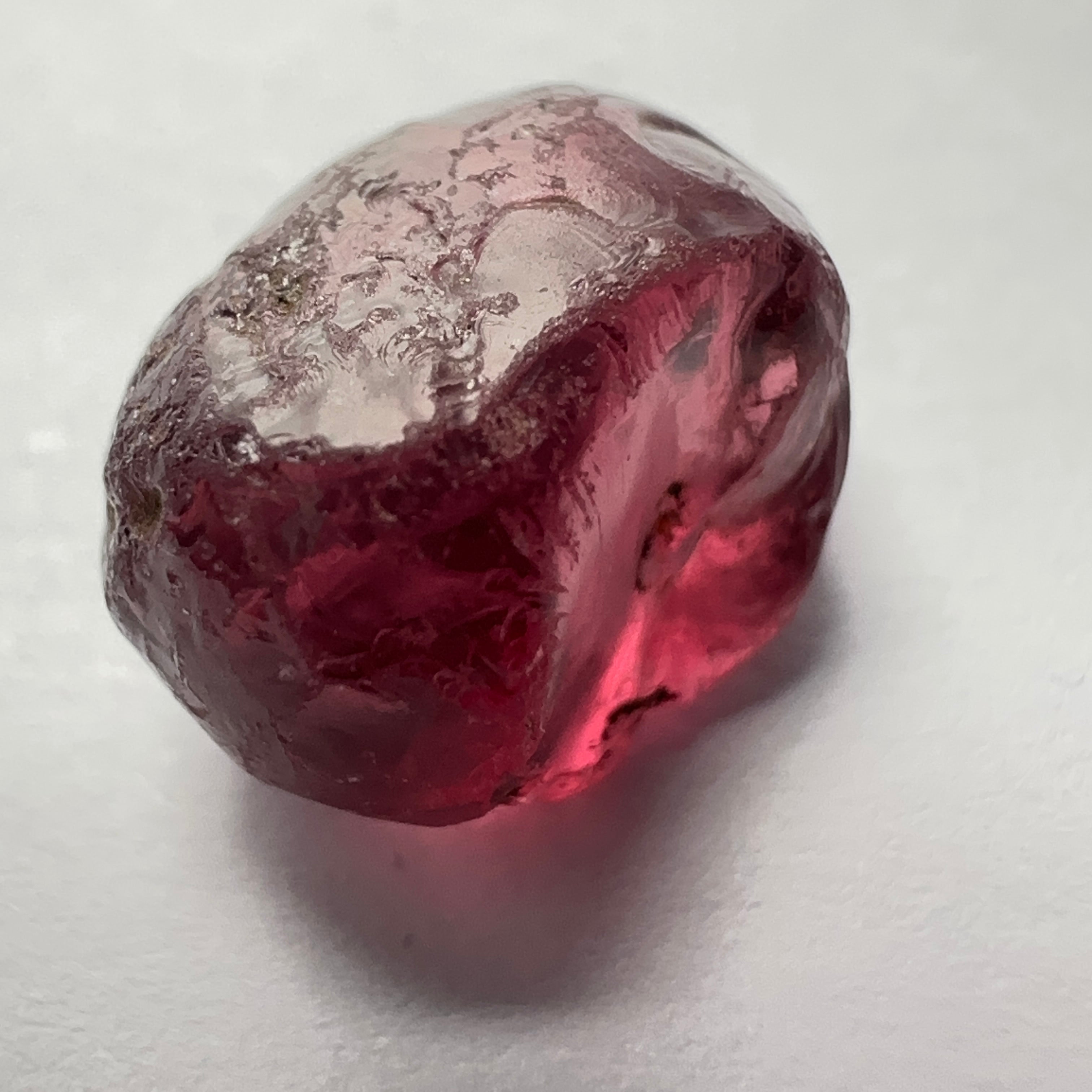 Rhodolite Garnet Colour Shifting, 6.23ct, Umba, Tanzania, Untreated Untreated. Slight silky on one side, rest vs-vvs