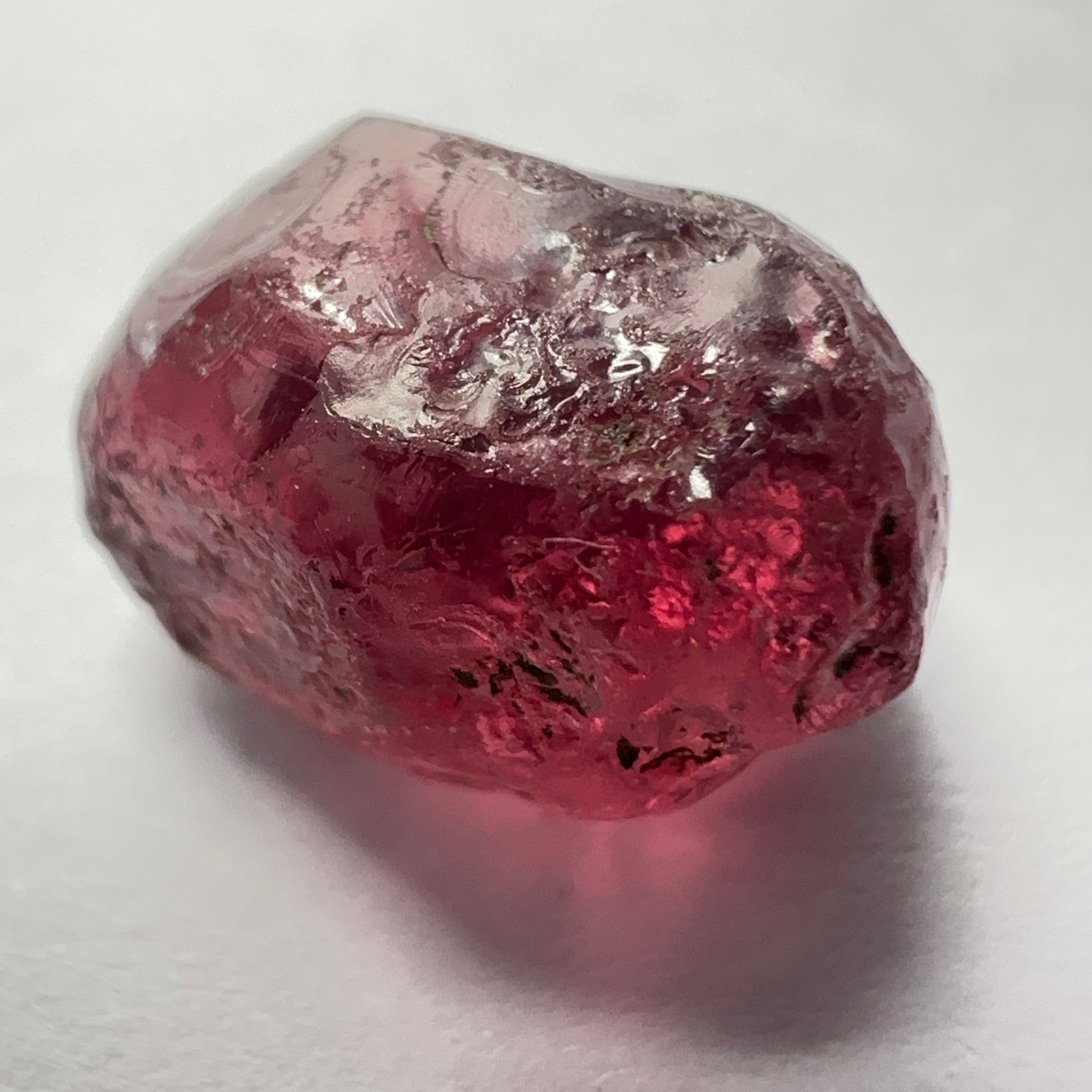 Rhodolite Garnet Colour Shifting, 6.23ct, Umba, Tanzania, Untreated Untreated. Slight silky on one side, rest vs-vvs