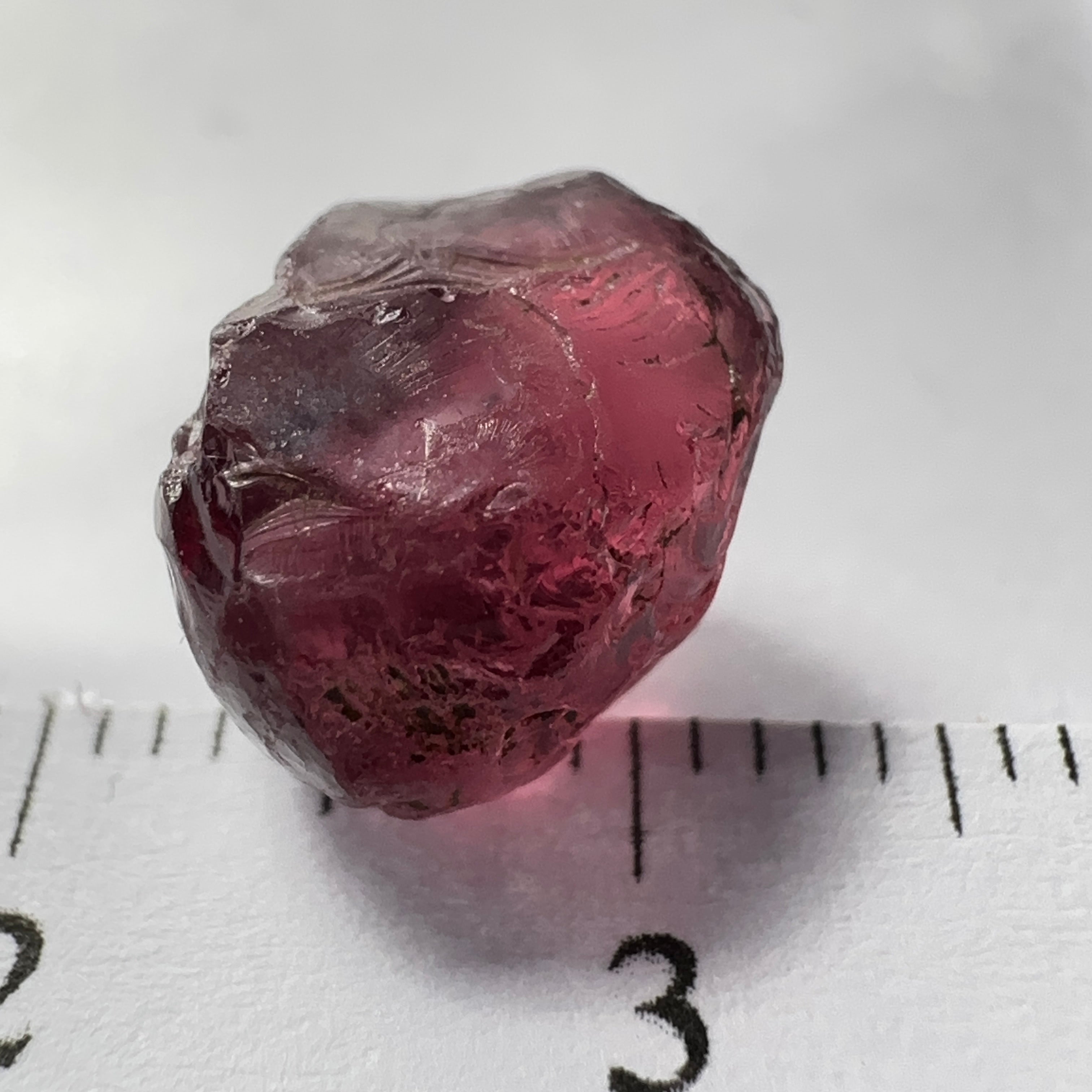 Rhodolite Garnet Colour Shifting, 6.23ct, Umba, Tanzania, Untreated Untreated. Slight silky on one side, rest vs-vvs