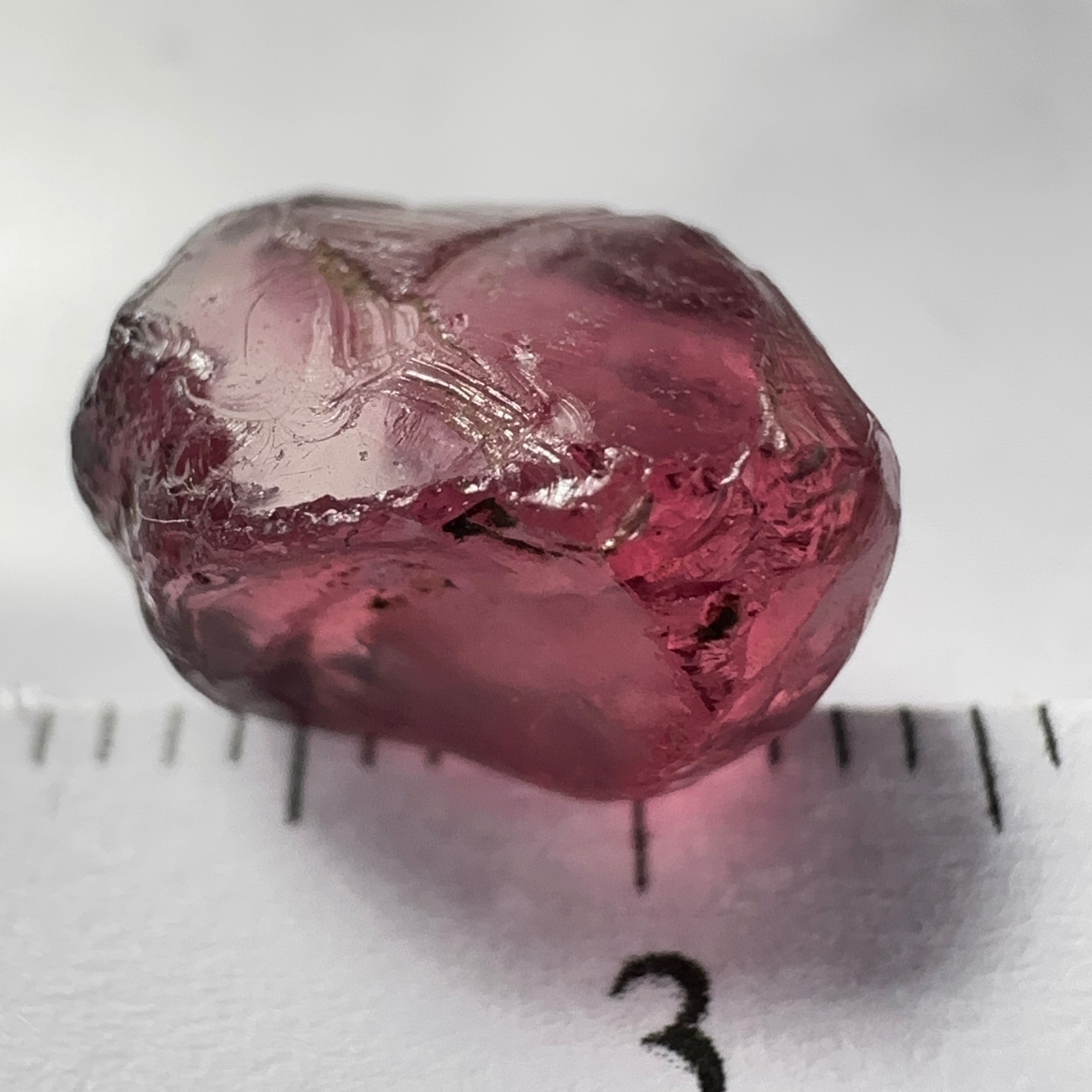 Rhodolite Garnet Colour Shifting, 6.23ct, Umba, Tanzania, Untreated Untreated. Slight silky on one side, rest vs-vvs