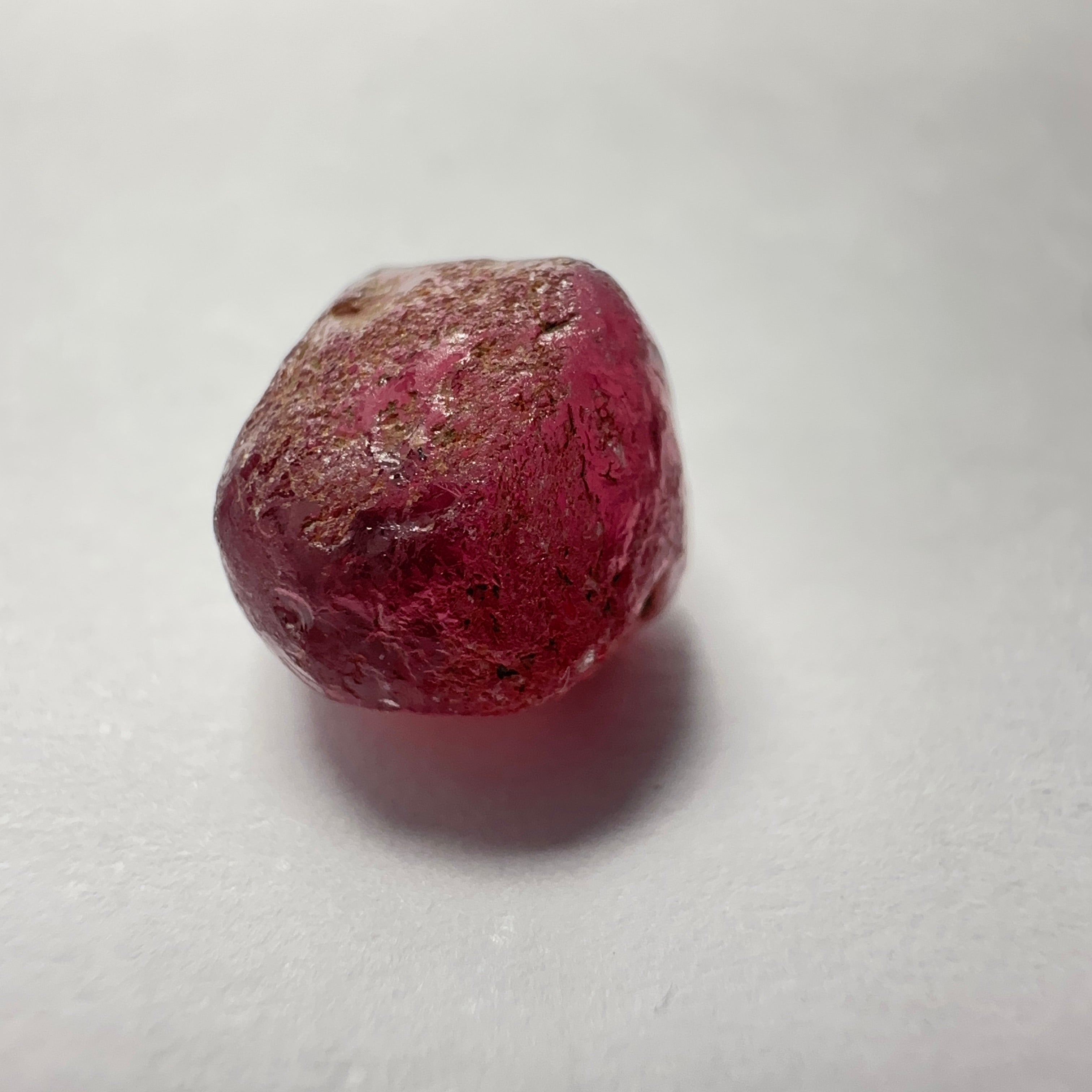 Rhodolite Garnet Colour Shifting, 6.53ct, Umba, Tanzania, Untreated Untreated. Slight bubble inclusions on a small part of the outside skin, needs to be cleaned up, rest vvs-if