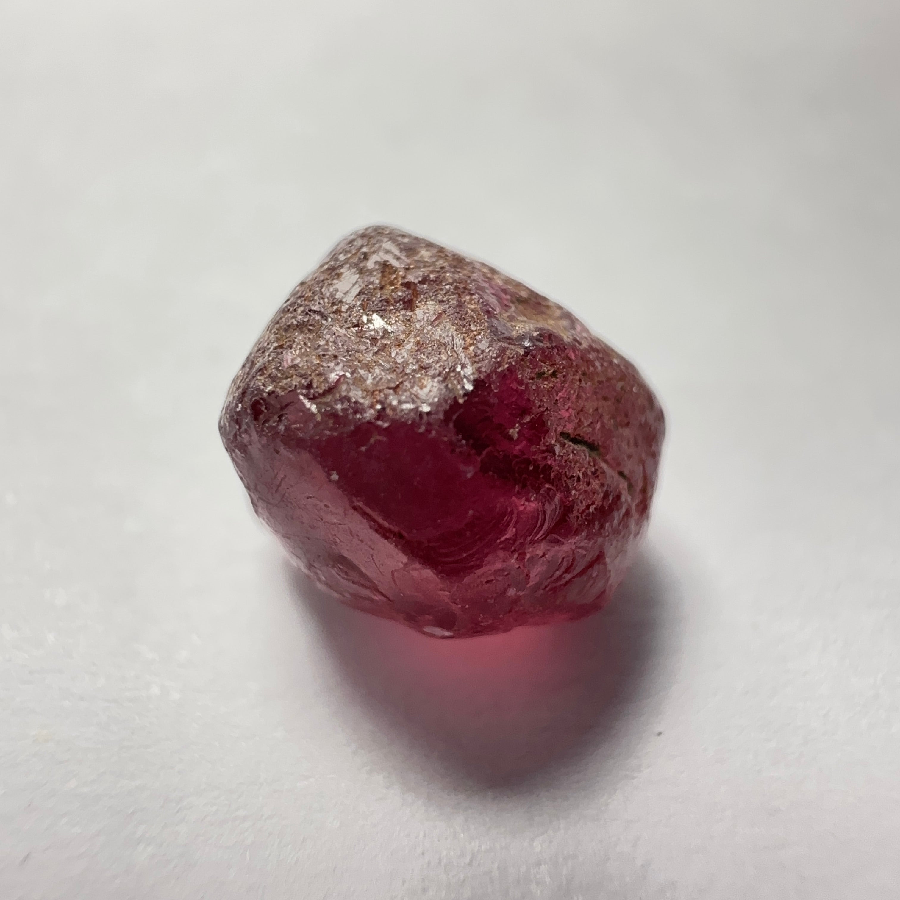 Rhodolite Garnet Colour Shifting, 6.53ct, Umba, Tanzania, Untreated Untreated. Slight bubble inclusions on a small part of the outside skin, needs to be cleaned up, rest vvs-if