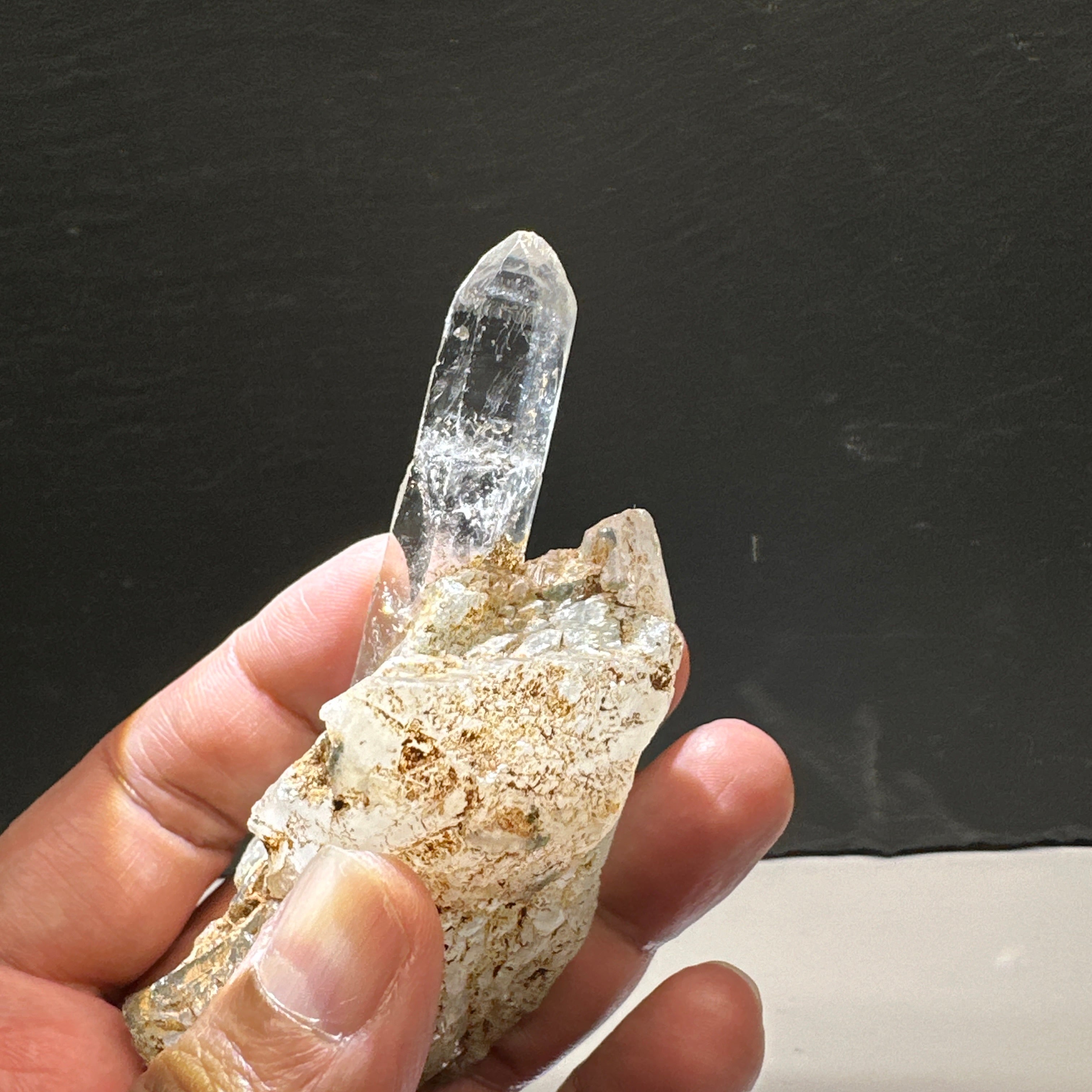 Mondo Quartz Crystal, 113.60gm, Tanzania