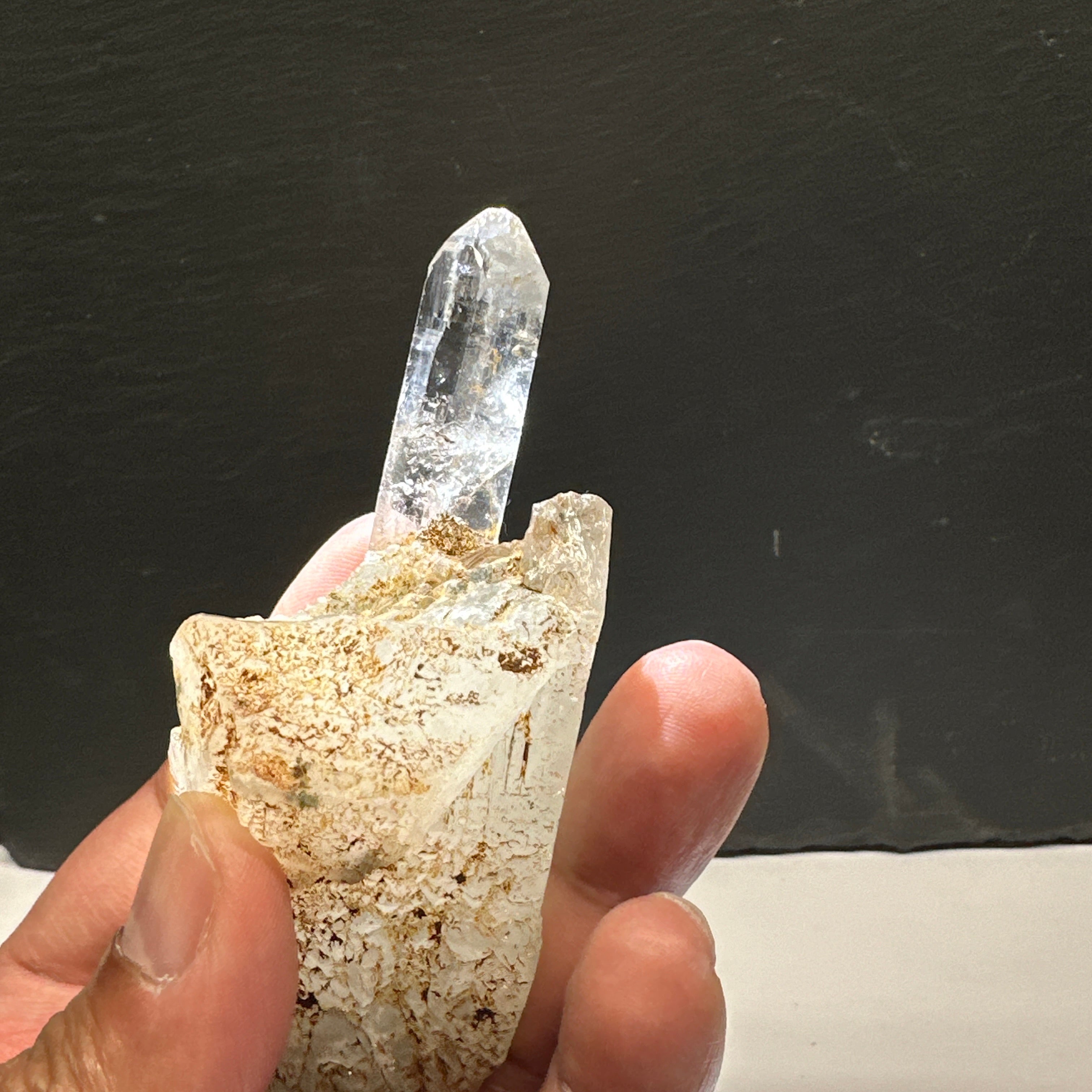 Mondo Quartz Crystal, 113.60gm, Tanzania