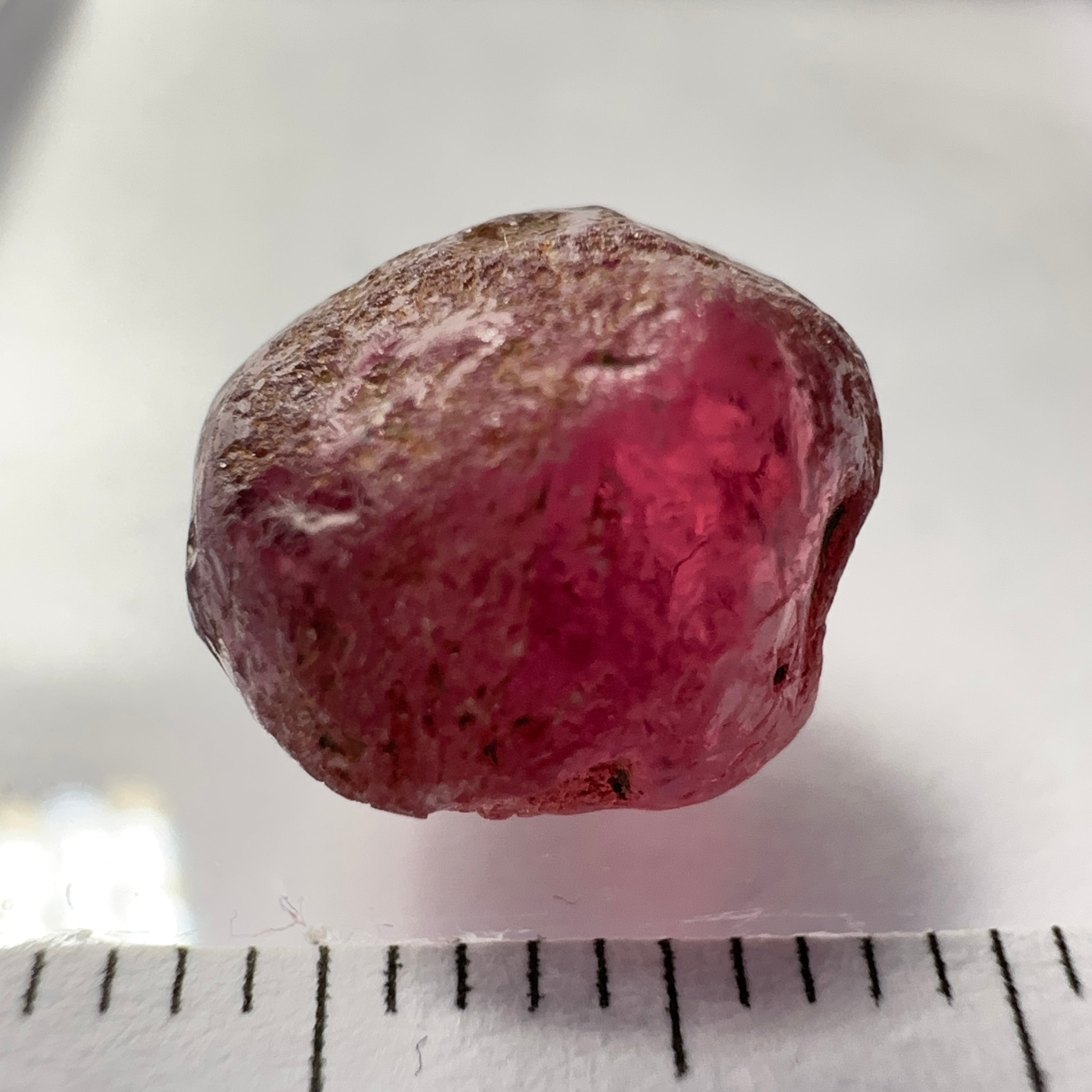 Rhodolite Garnet Colour Shifting, 6.53ct, Umba, Tanzania, Untreated Untreated. Slight bubble inclusions on a small part of the outside skin, needs to be cleaned up, rest vvs-if