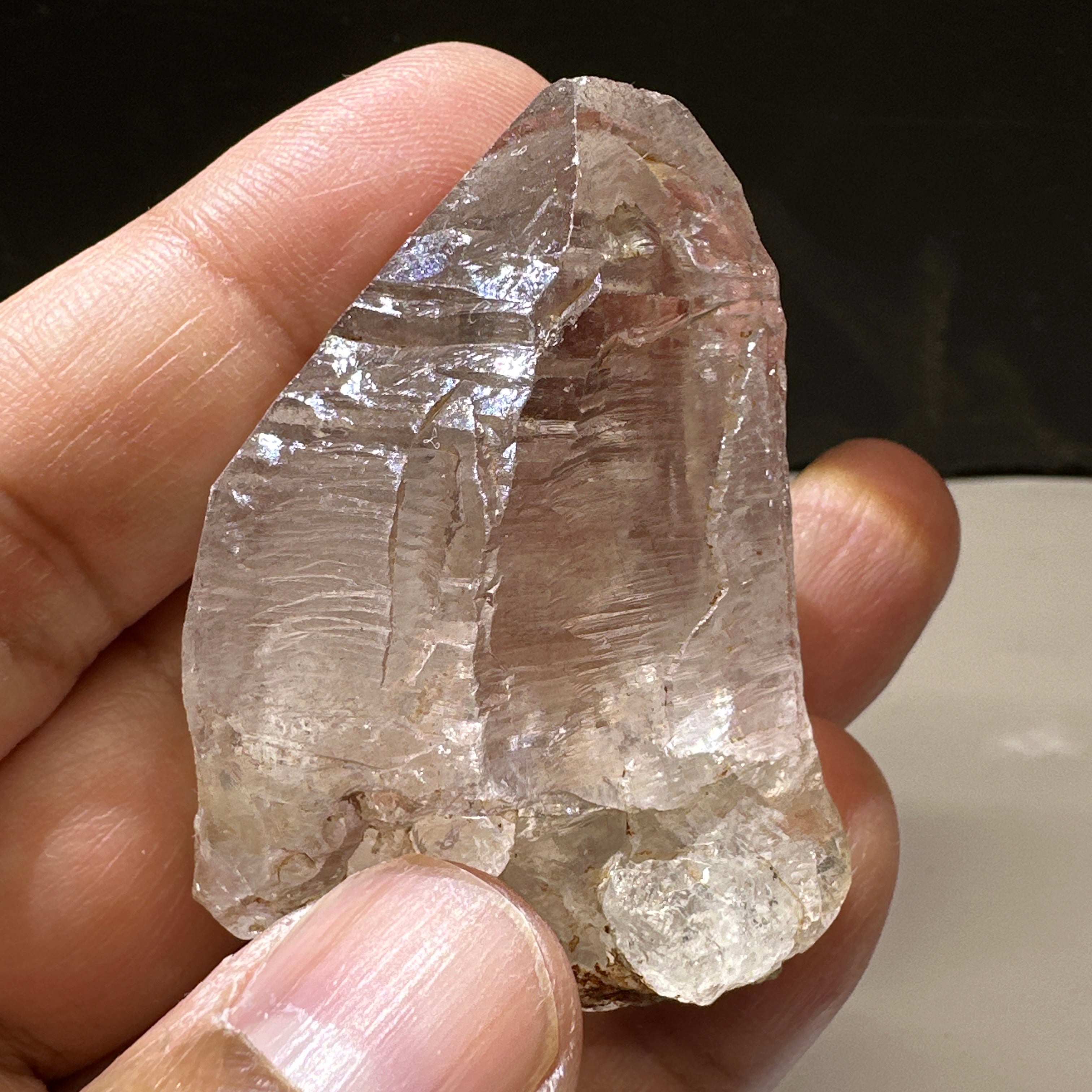 Quartz Crystal, 52.3gm, Tanzania, very unusual etching, see all the photos