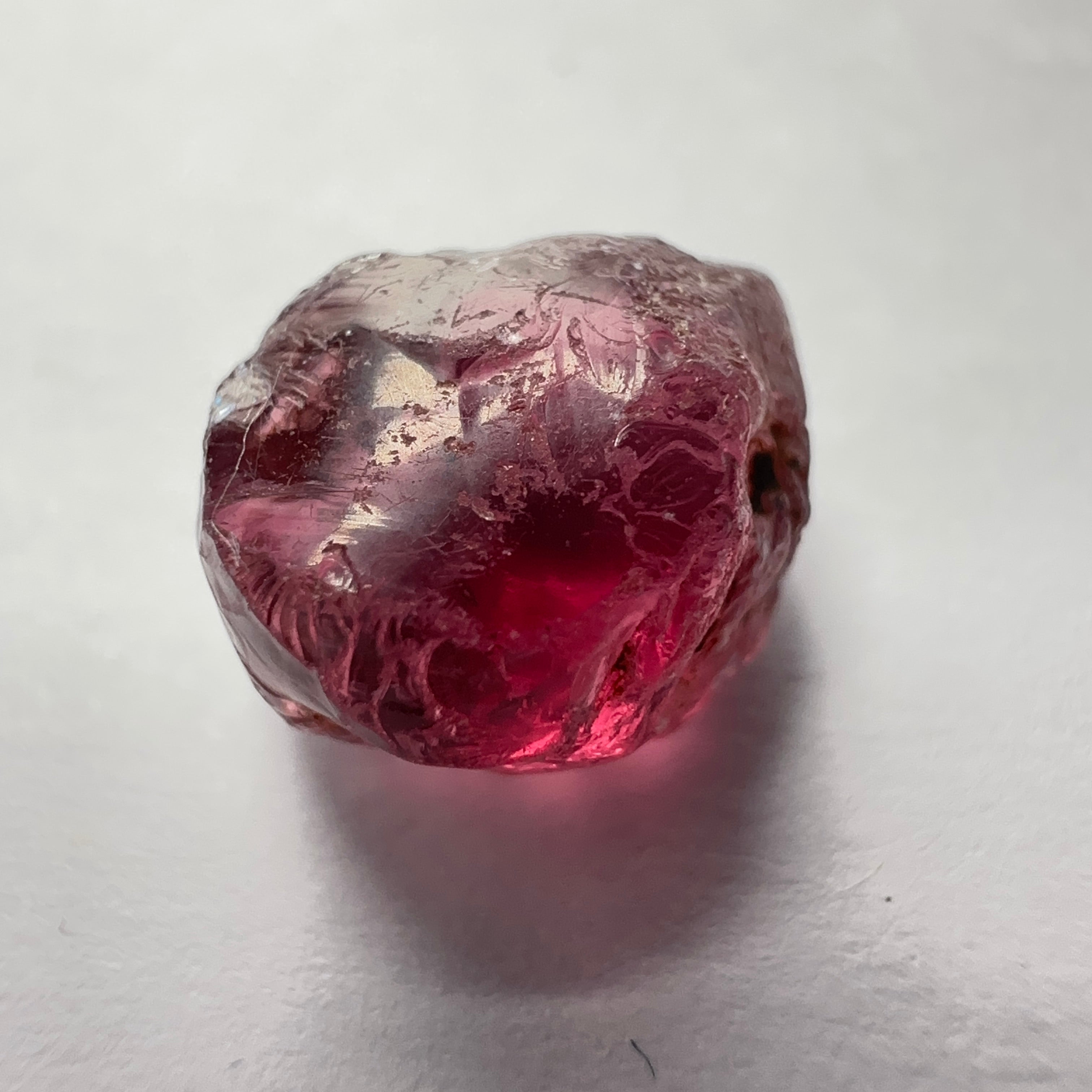 Rhodolite Garnet Colour Shifting, 5.26ct, Umba, Tanzania, Untreated Untreated. 2 spots near the middle so Si