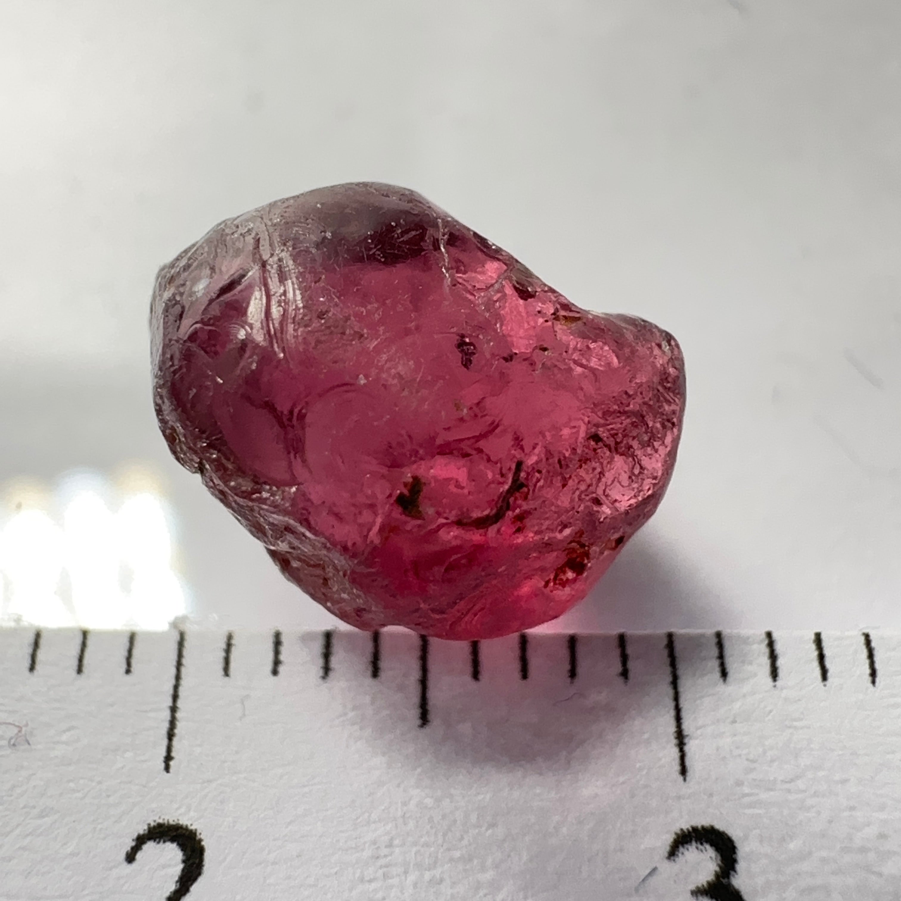 Rhodolite Garnet Colour Shifting, 5.26ct, Umba, Tanzania, Untreated Untreated. 2 spots near the middle so Si