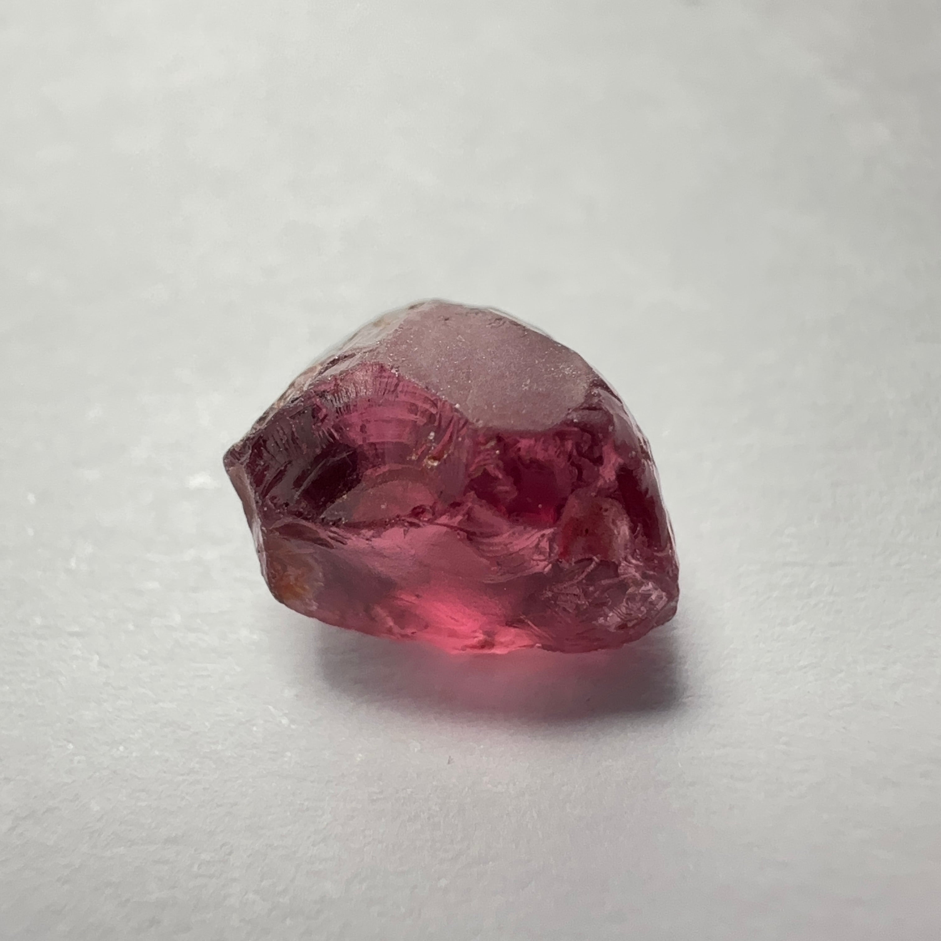 Rhodolite Garnet Colour Shifting, 3.49ct, Umba, Tanzania, Untreated Untreated. vvs-if