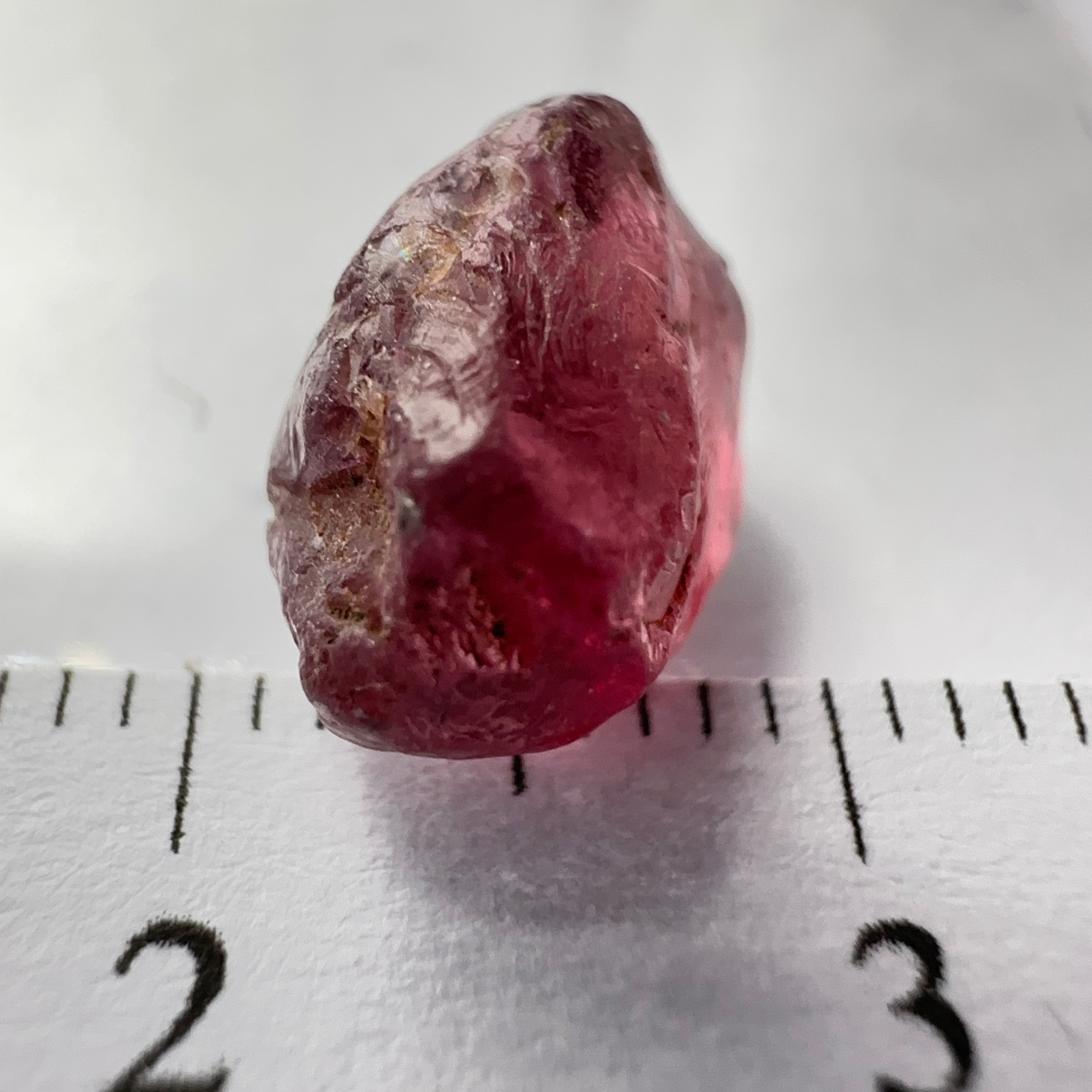 Rhodolite Garnet Colour Shifting, 4.46ct, Umba, Tanzania, Untreated Untreated. Si