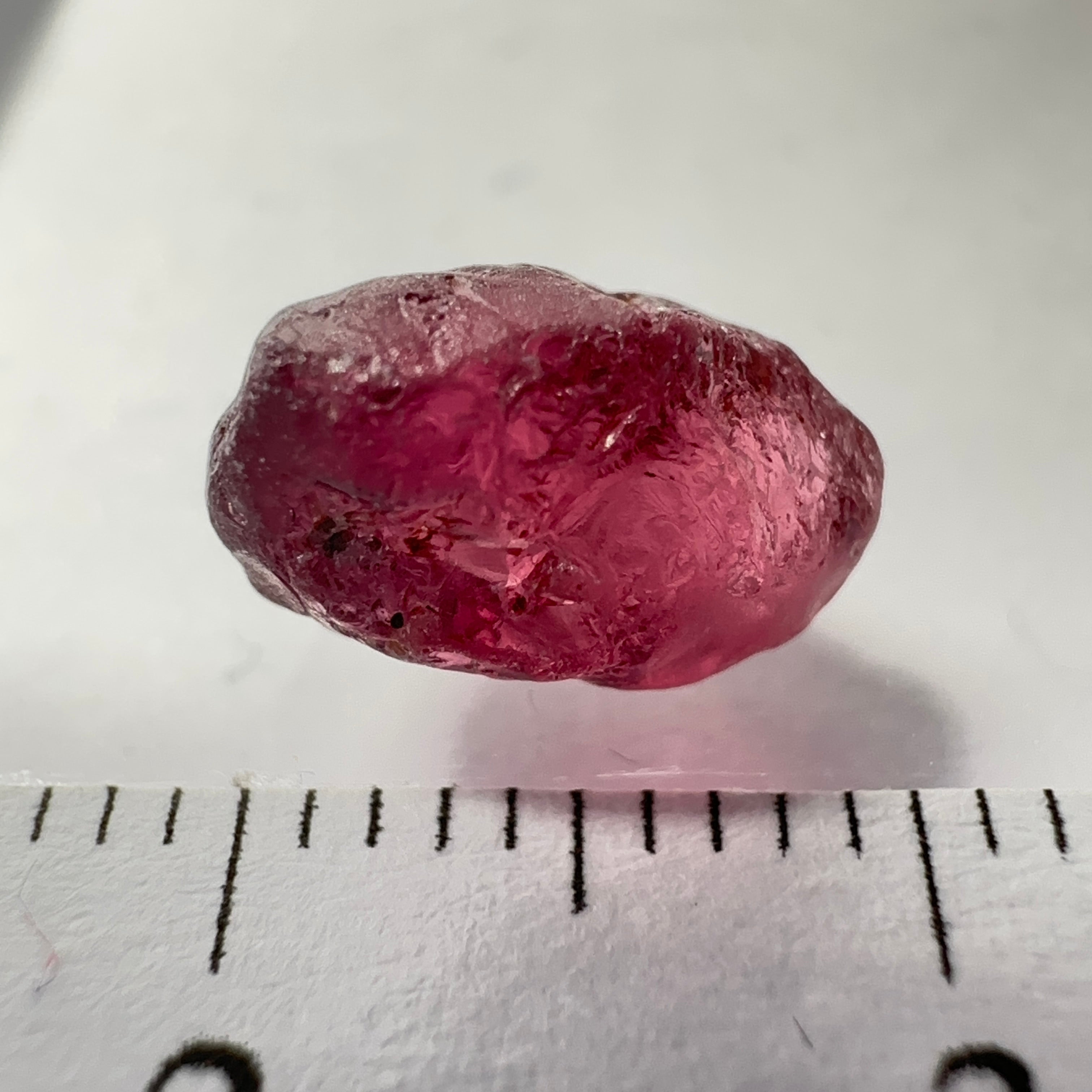 Rhodolite Garnet Colour Shifting, 3.51ct, Umba, Tanzania, Untreated Untreated. si