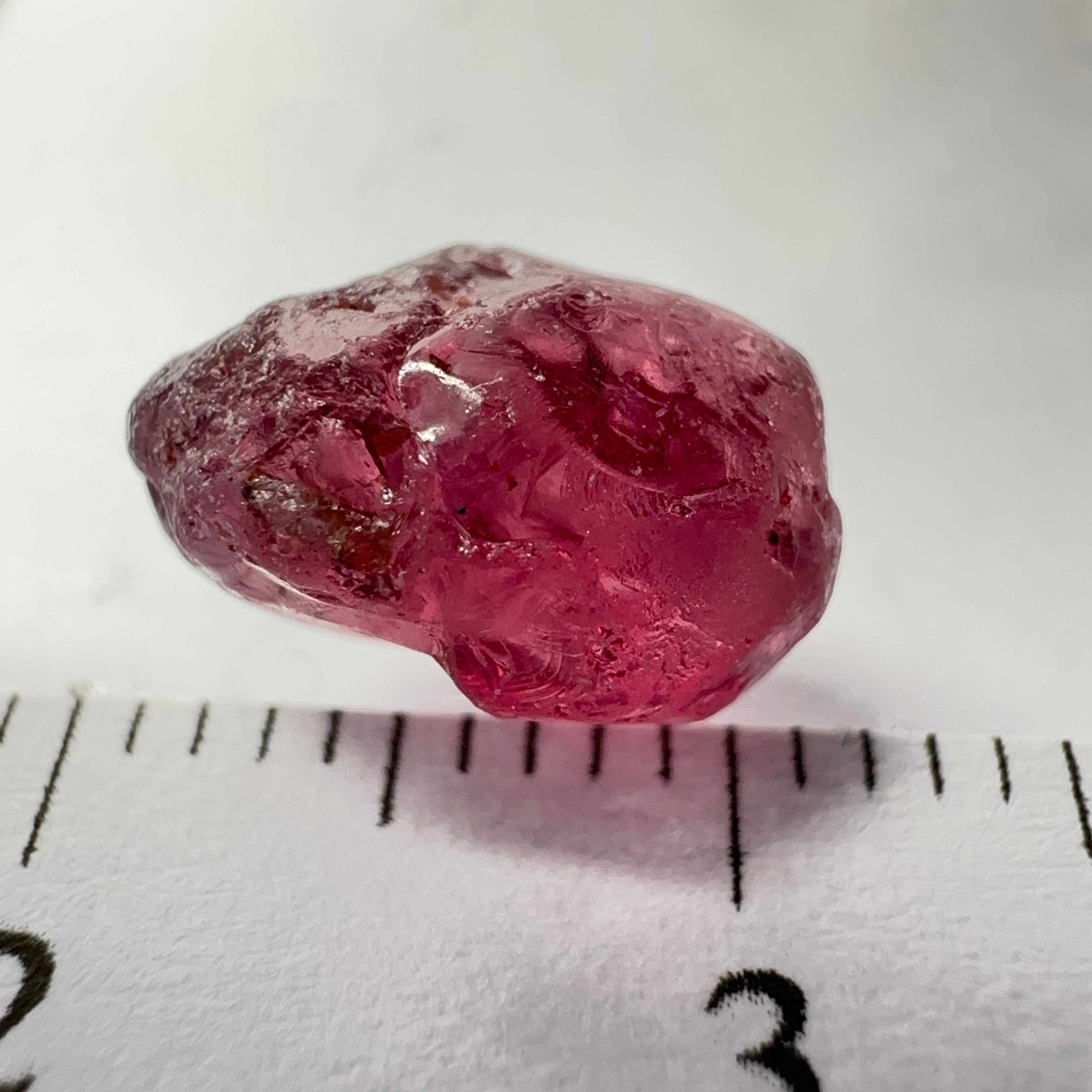 Rhodolite Garnet Colour Shifting, 3.51ct, Umba, Tanzania, Untreated Untreated. si