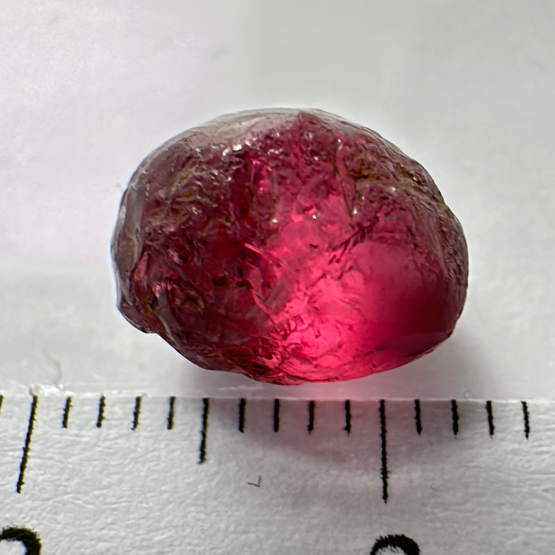 Rhodolite Garnet Colour Shifting, 4.85ct, Umba, Tanzania, Untreated Untreated. Few bubbles on the outside skin, rest vvs