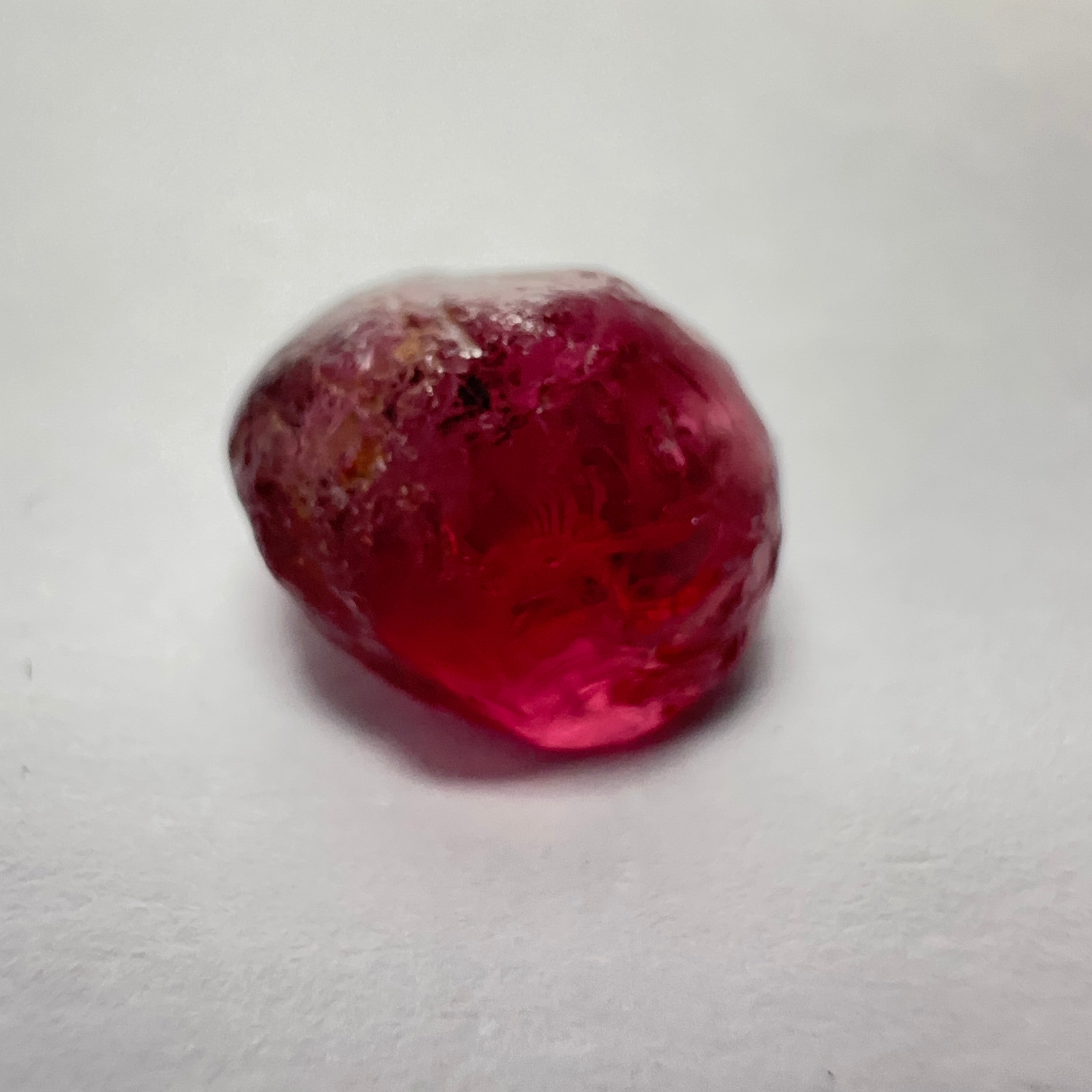 Rhodolite Garnet Colour Shifting, 4.85ct, Umba, Tanzania, Untreated Untreated. Few bubbles on the outside skin, rest vvs