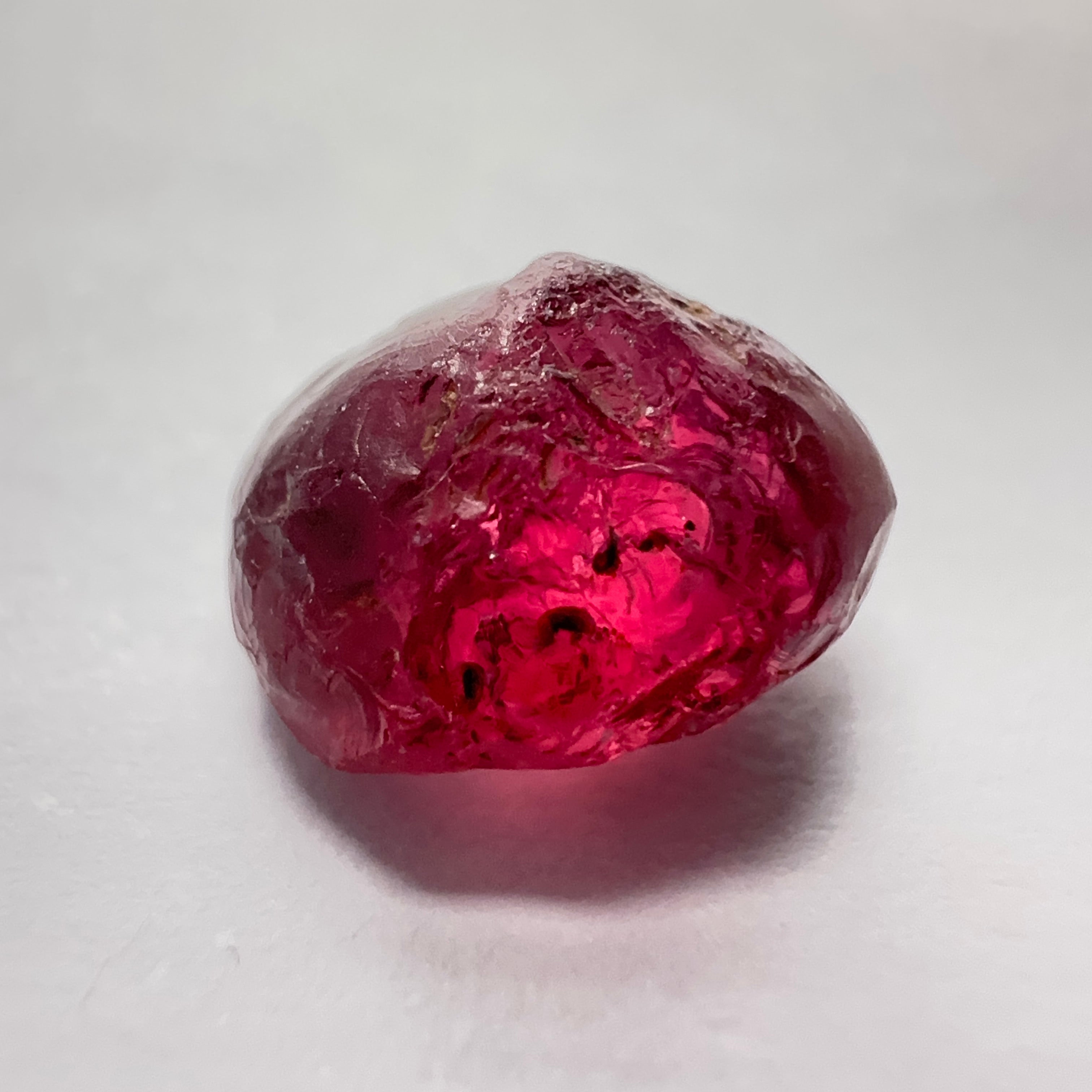 Rhodolite Garnet Colour Shifting, 4.85ct, Umba, Tanzania, Untreated Untreated. Few bubbles on the outside skin, rest vvs