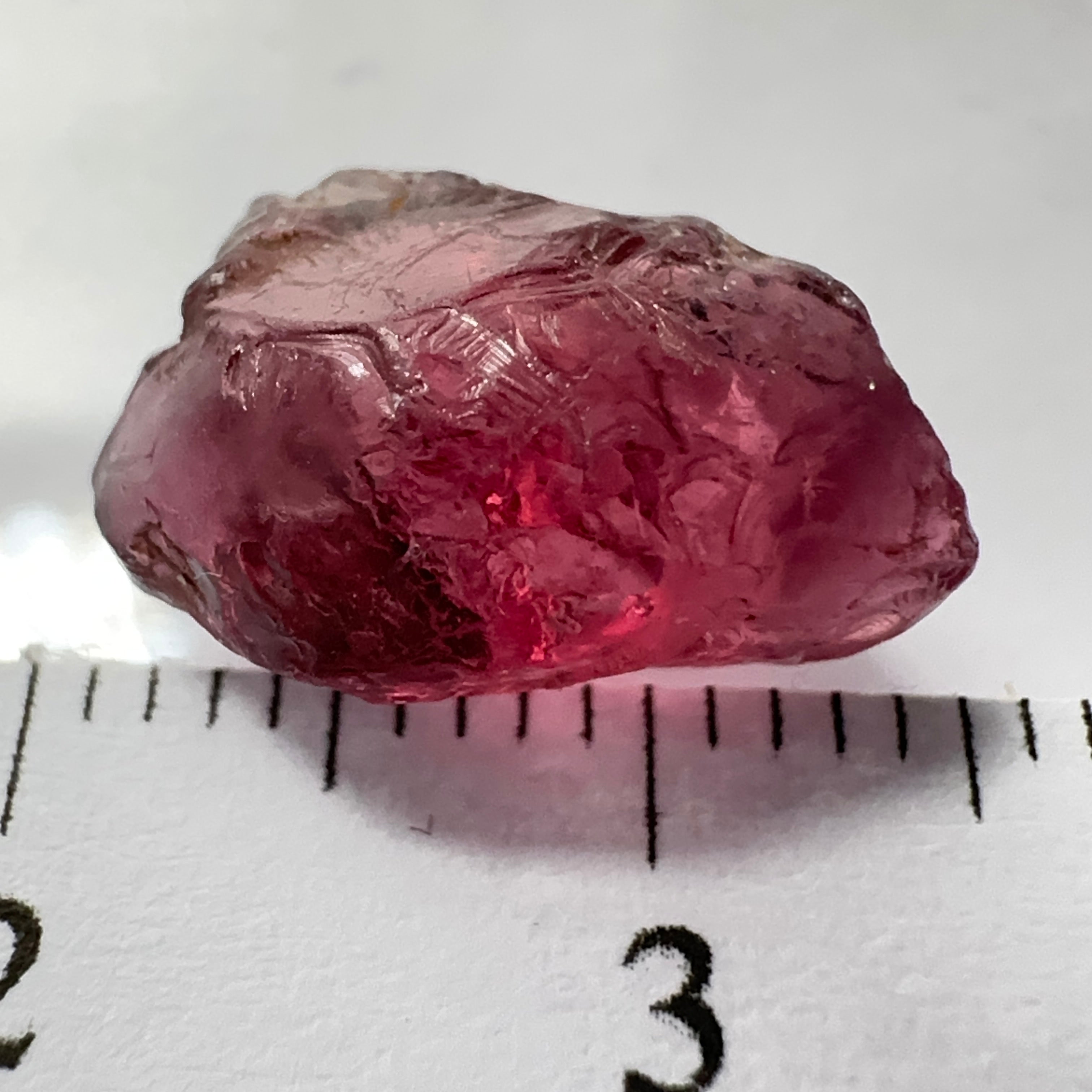 Rhodolite Garnet Colour Shifting, 5.74ct, Umba, Tanzania, Untreated Untreated. Slight issues on the outside, will come off on faceting, rest vvs