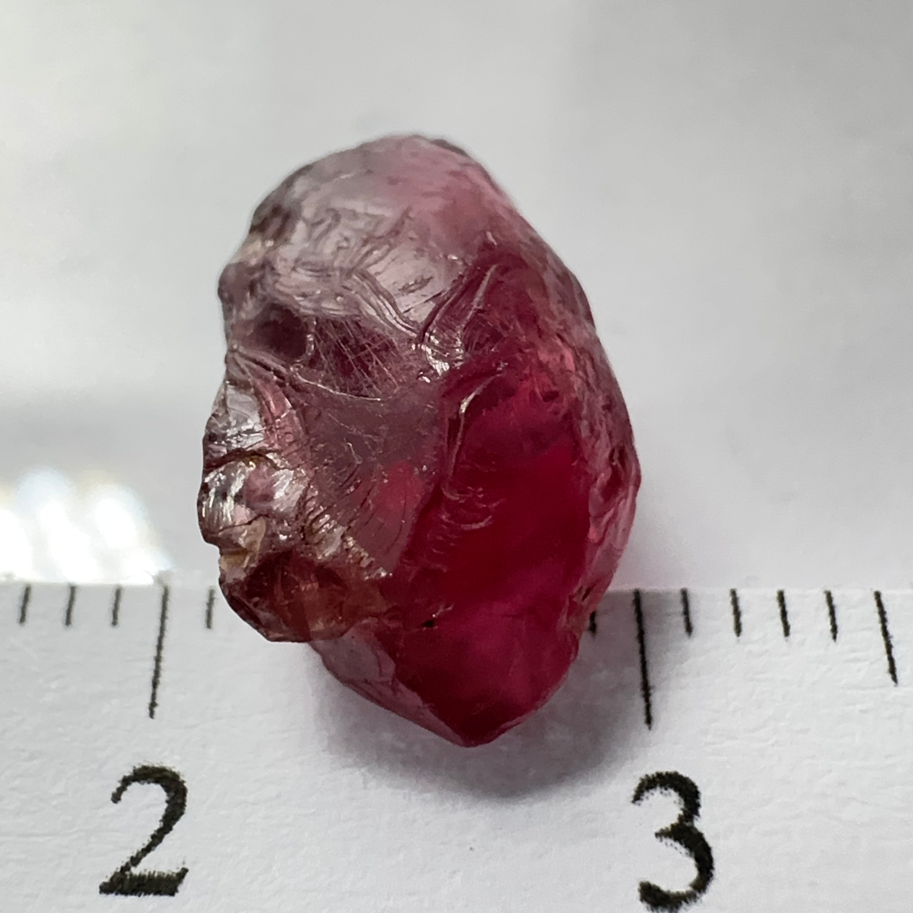 Rhodolite Garnet Colour Shifting, 5.74ct, Umba, Tanzania, Untreated Untreated. Slight issues on the outside, will come off on faceting, rest vvs