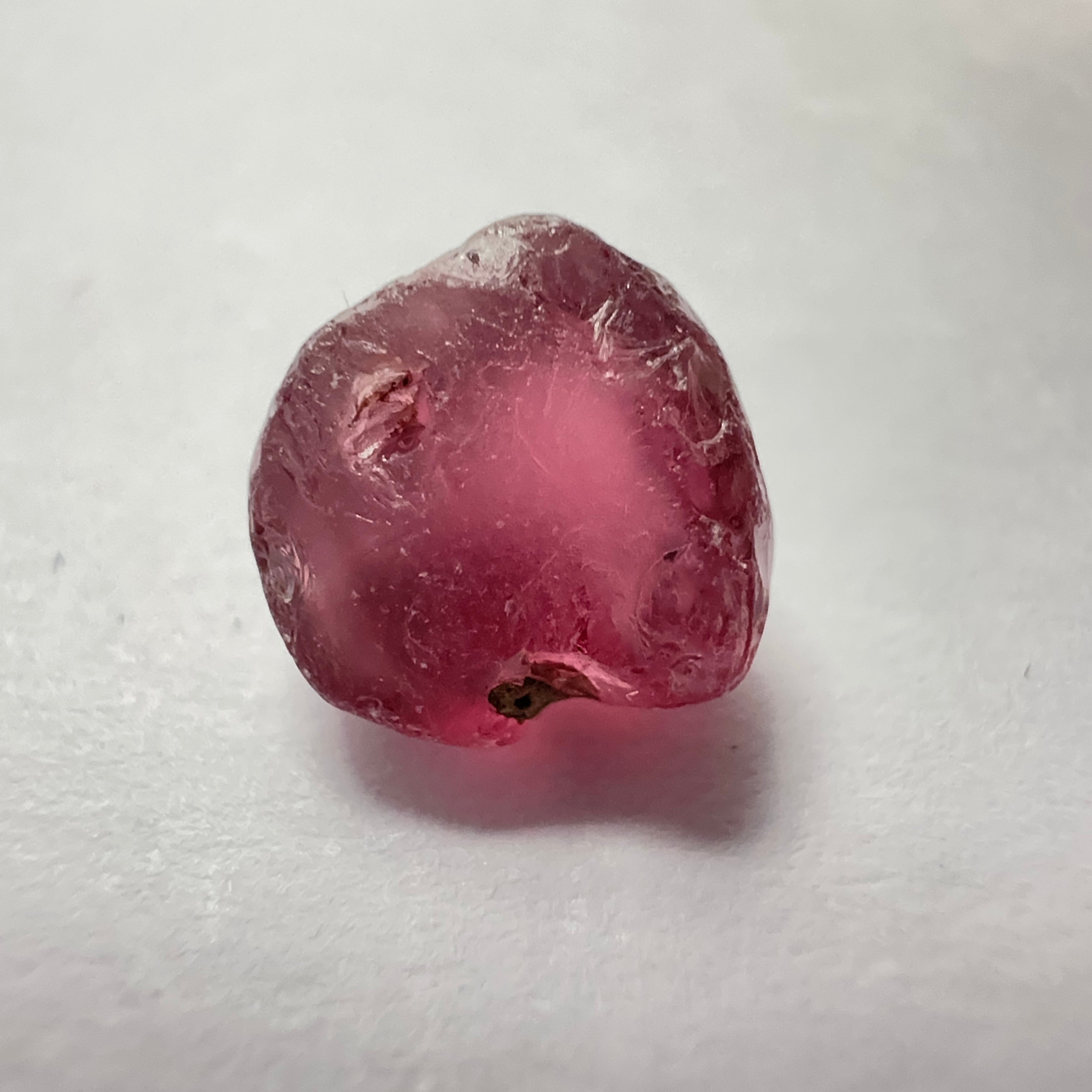 Rhodolite Garnet Colour Shifting, 3.94ct, Umba, Tanzania, Untreated Untreated. vvs