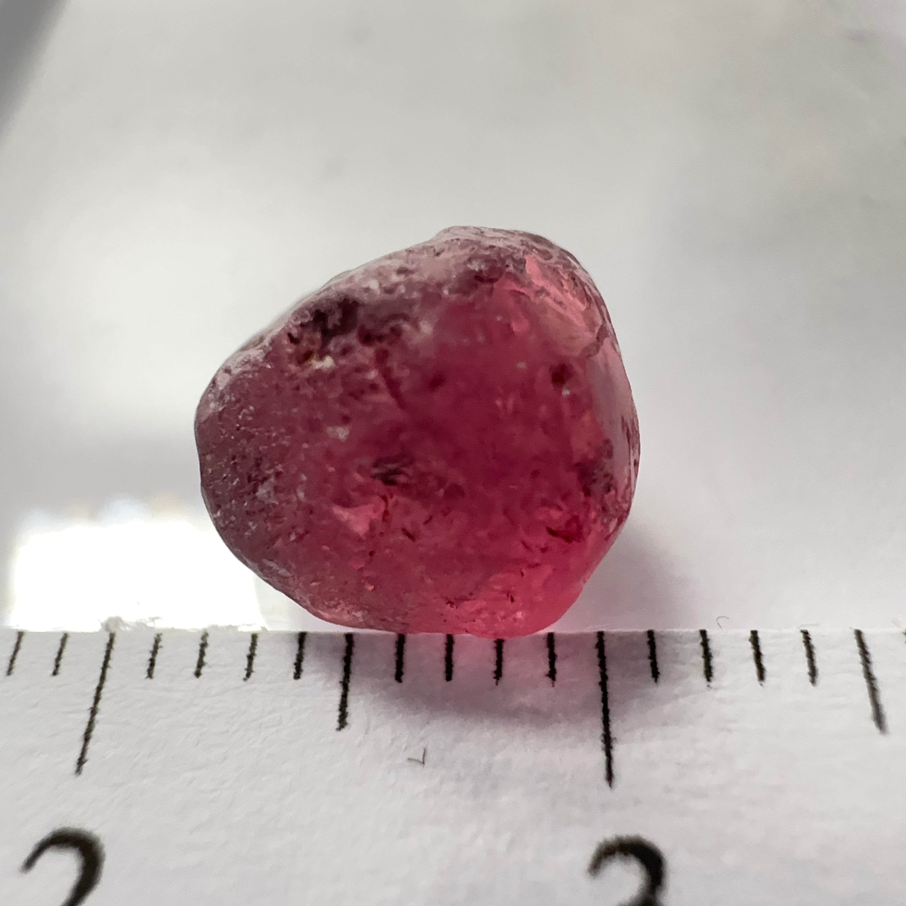 Rhodolite Garnet Colour Shifting, 3.94ct, Umba, Tanzania, Untreated Untreated. vvs