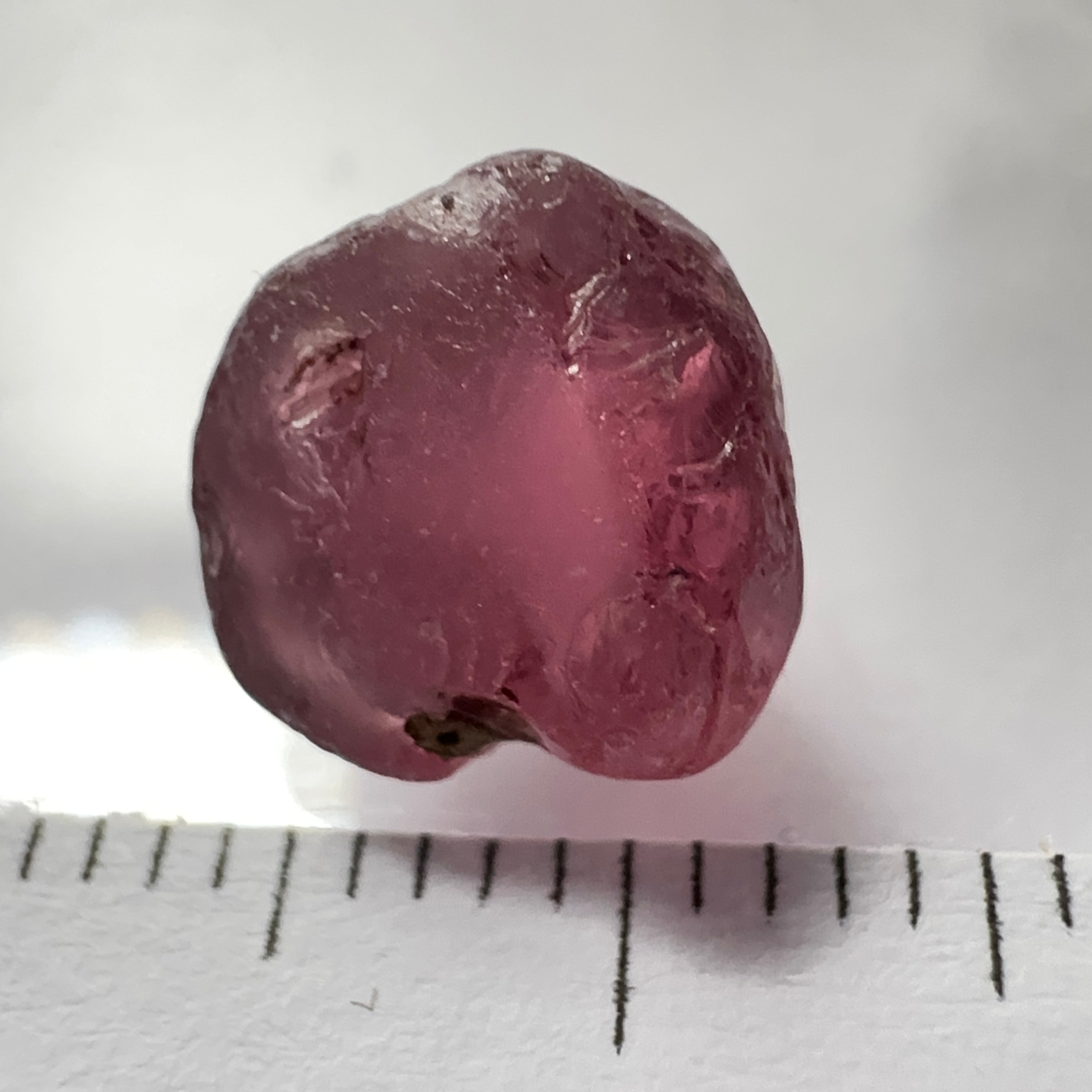 Rhodolite Garnet Colour Shifting, 3.94ct, Umba, Tanzania, Untreated Untreated. vvs