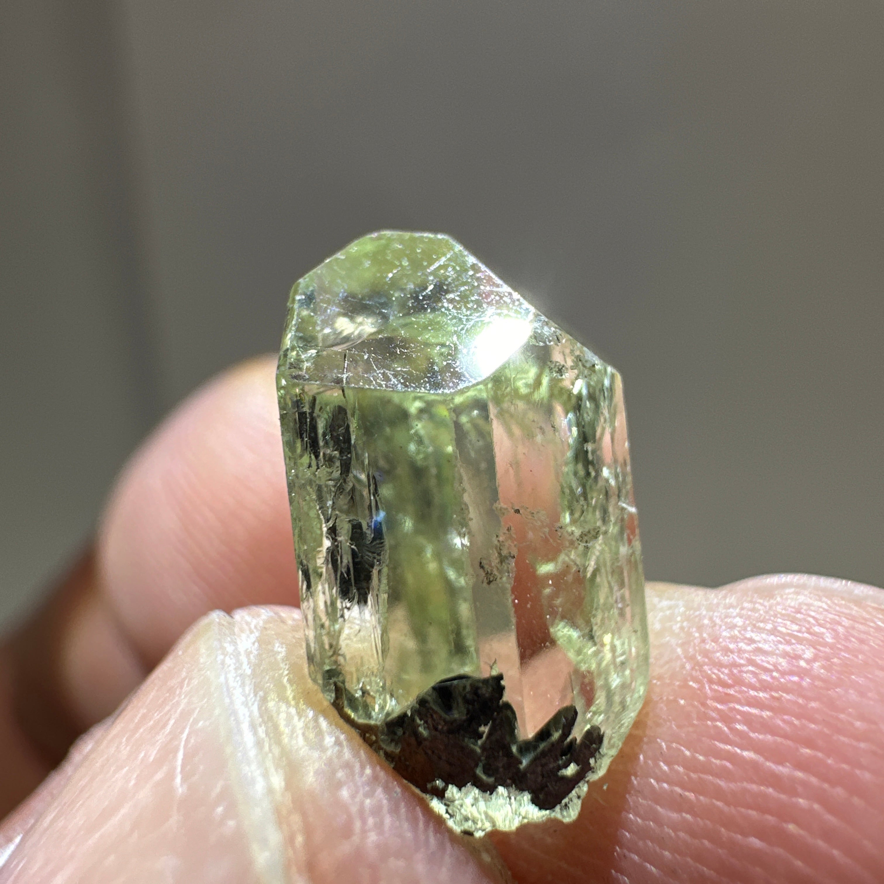 Diopside crystal, 1.3gm, Merelani, Tanzania - facetable portion