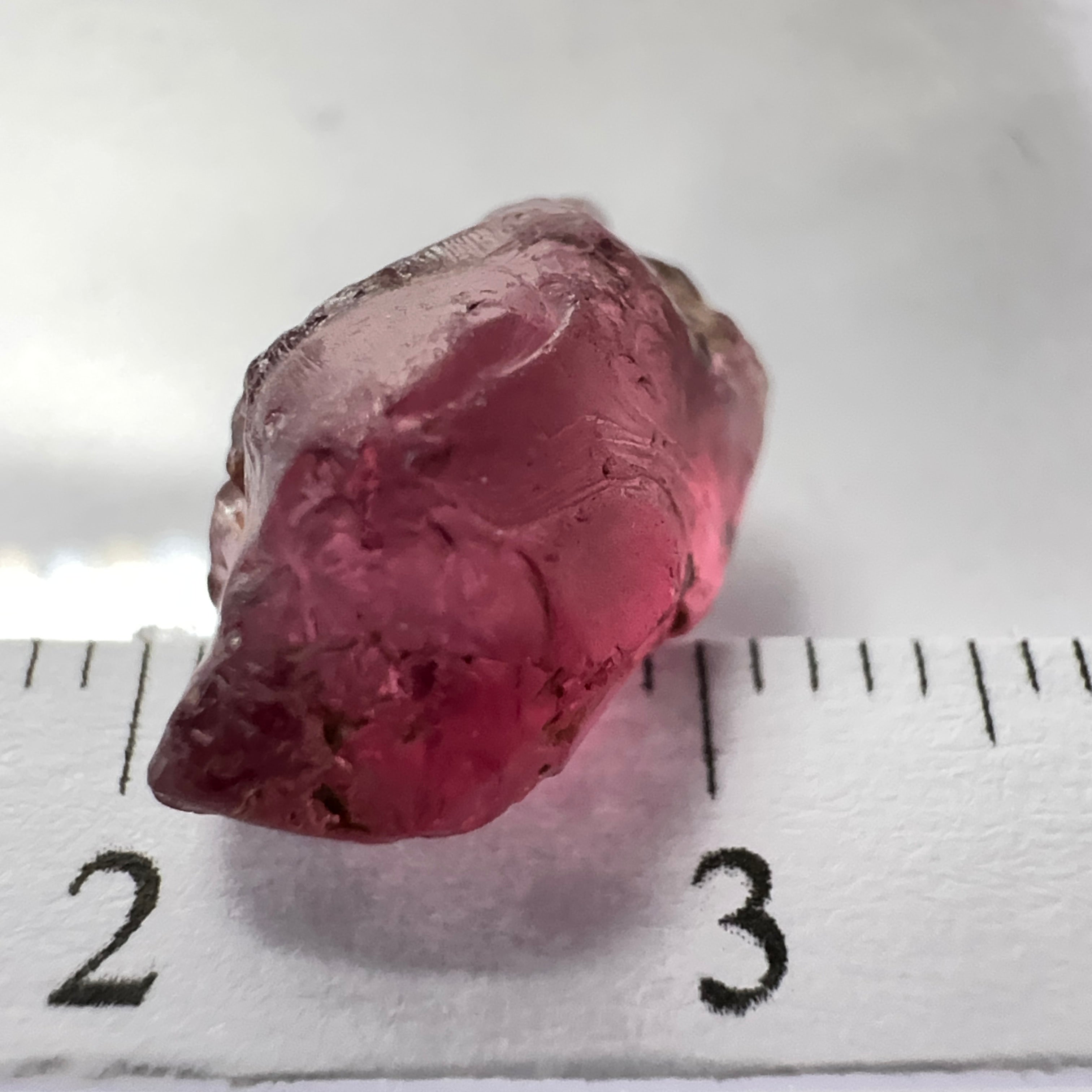 Rhodolite Garnet Colour Shifting, 5.50ct, Umba, Tanzania, Untreated Untreated. vs