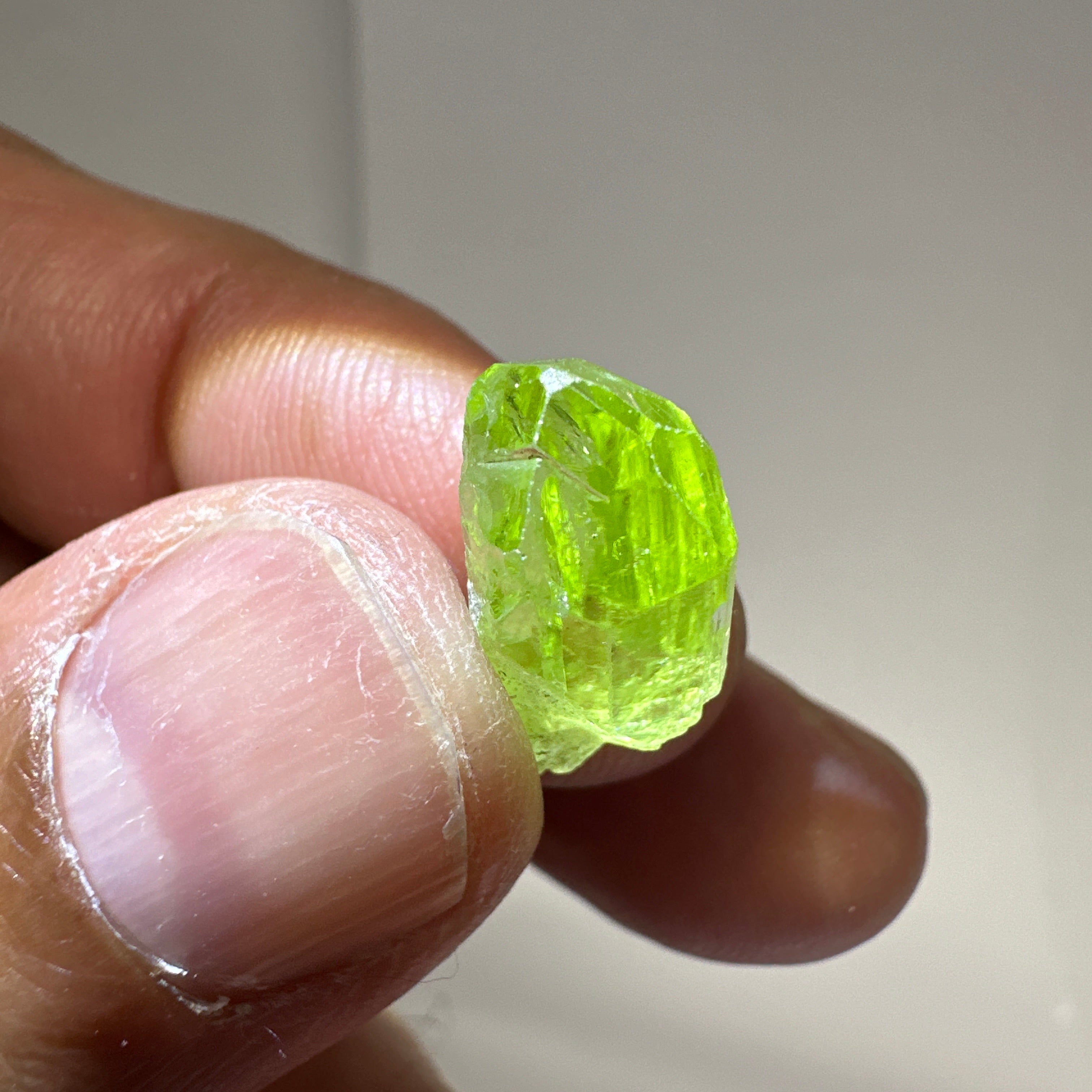 Diopside crystal, 1.5gm, Merelani, Tanzania - facetable portion