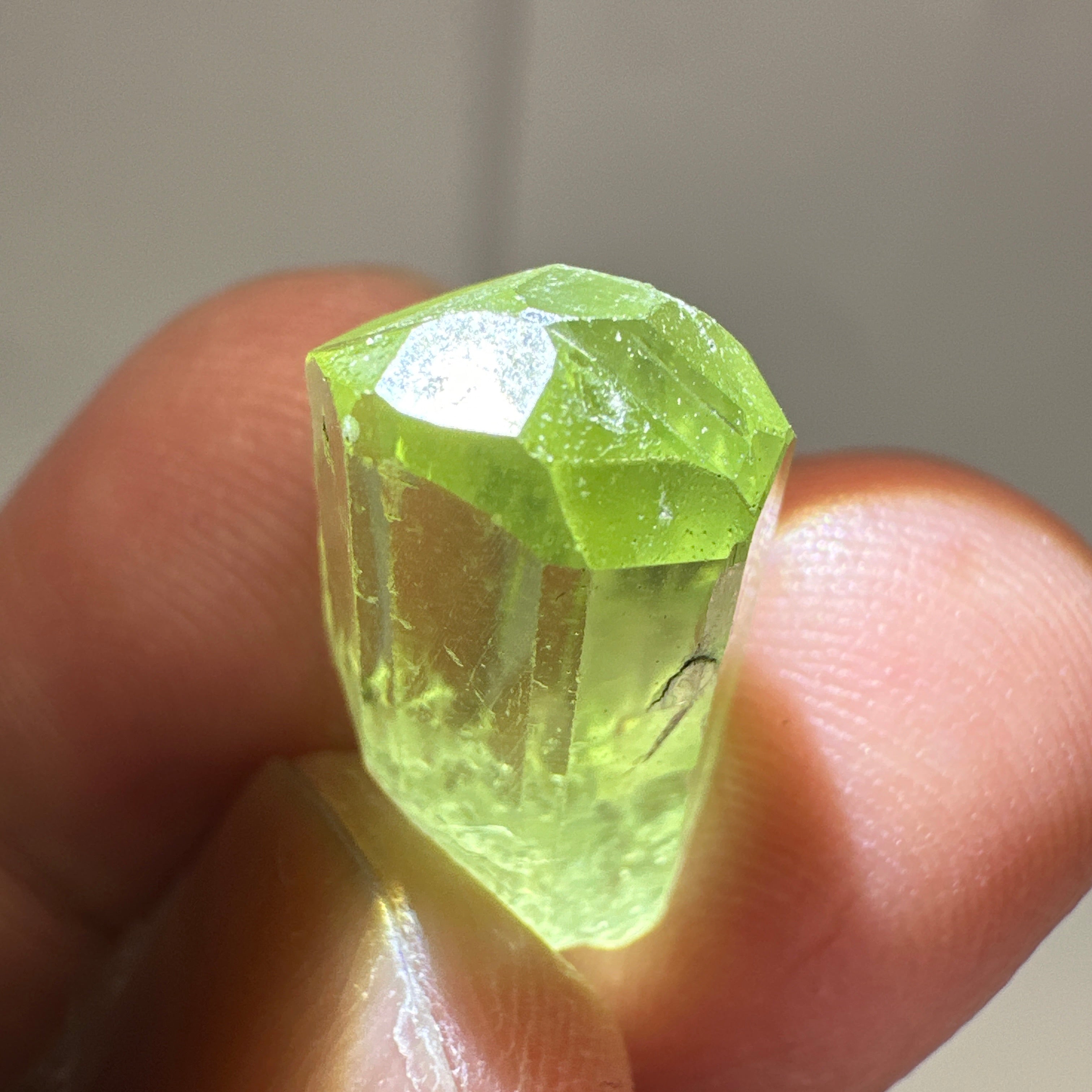 Diopside crystal, 3.3gm, Merelani, Tanzania - facetable portion