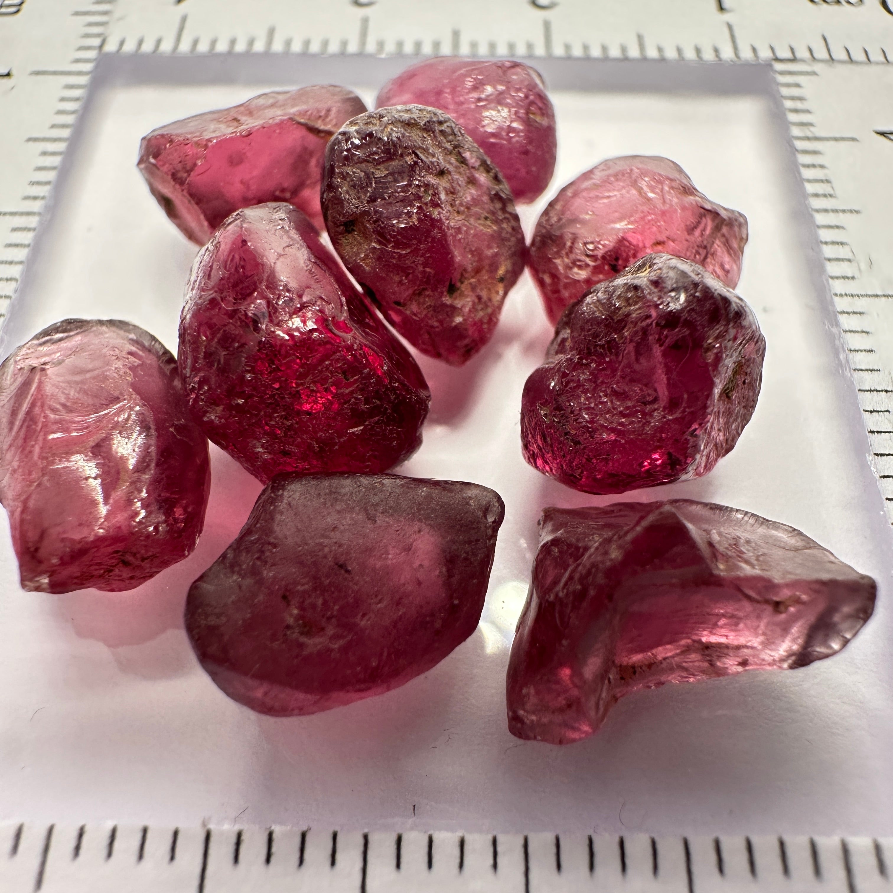 Wholesale lot - Rhodolite Garnet Colour Shifting Lot, 37.02ct / 7.40gm, Umba, Tanzania, Untreated Untreated, 9 pcs, 4.11ct av. Si clarity, US$10 per gm